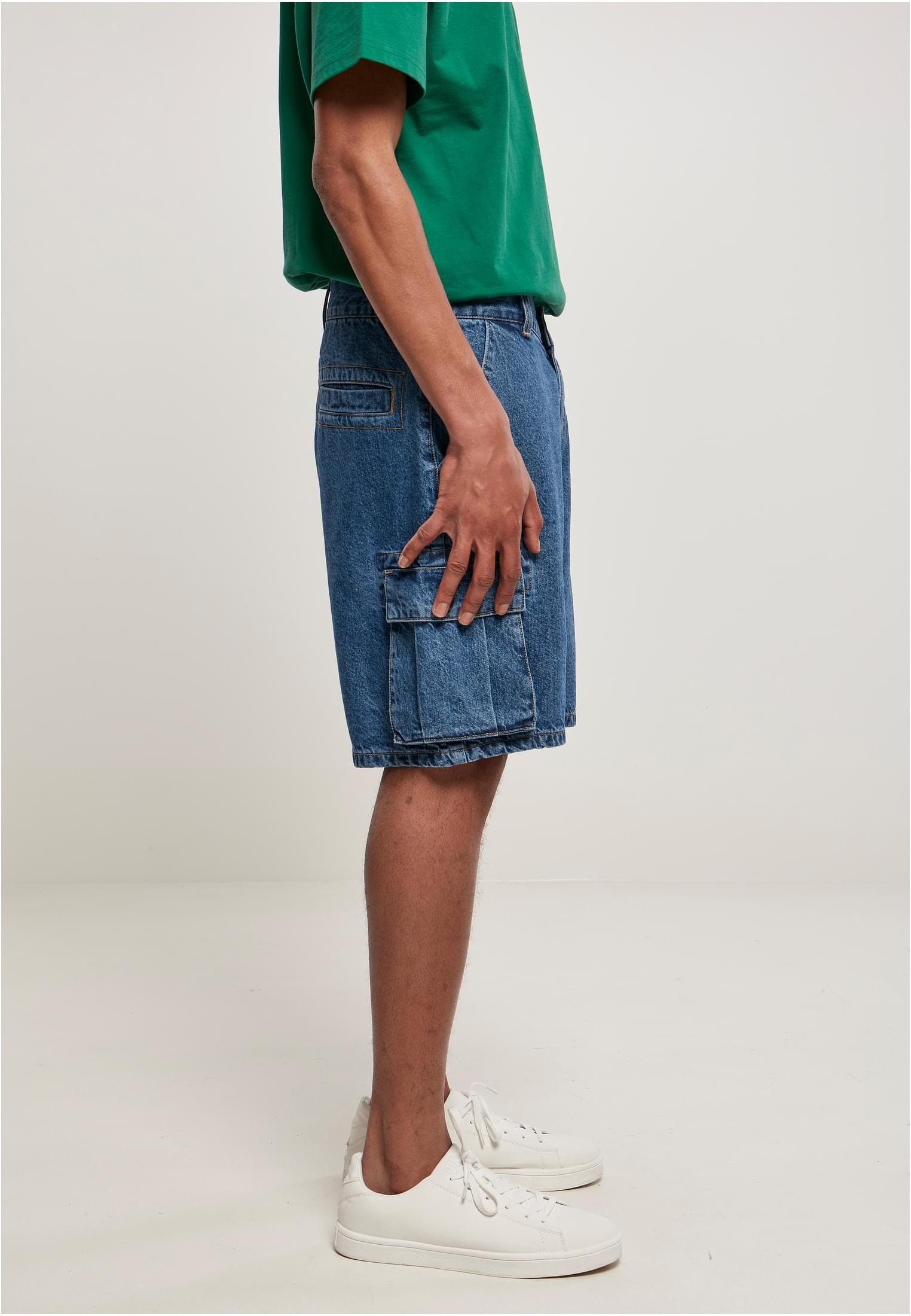 URBAN CLASSICS Cargoshorts »Urban Classics Herren Organic Denim Cargo Shorts«, (1 tlg.)