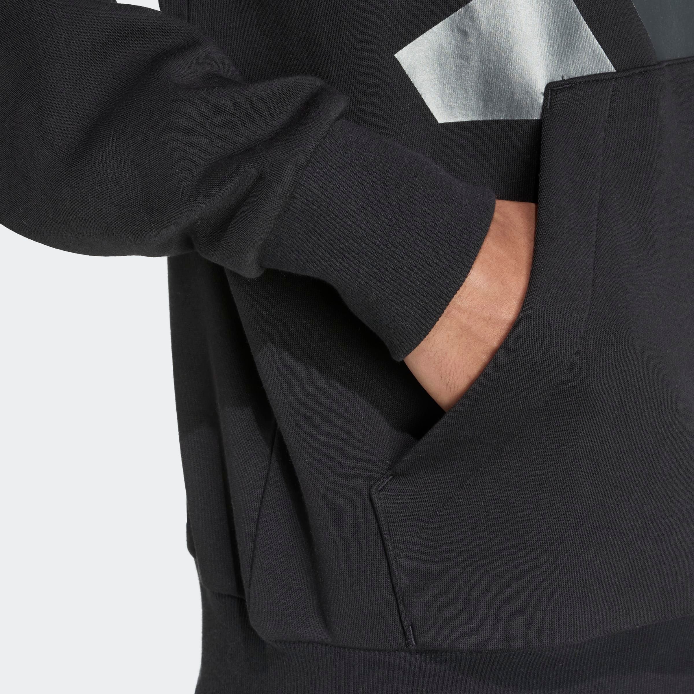 adidas Sportswear Kapuzensweatshirt »HOLIDAY 3S HOODIE«, mit großem BOS Branding, festliches Design, mit Rundhalsausschnitt
