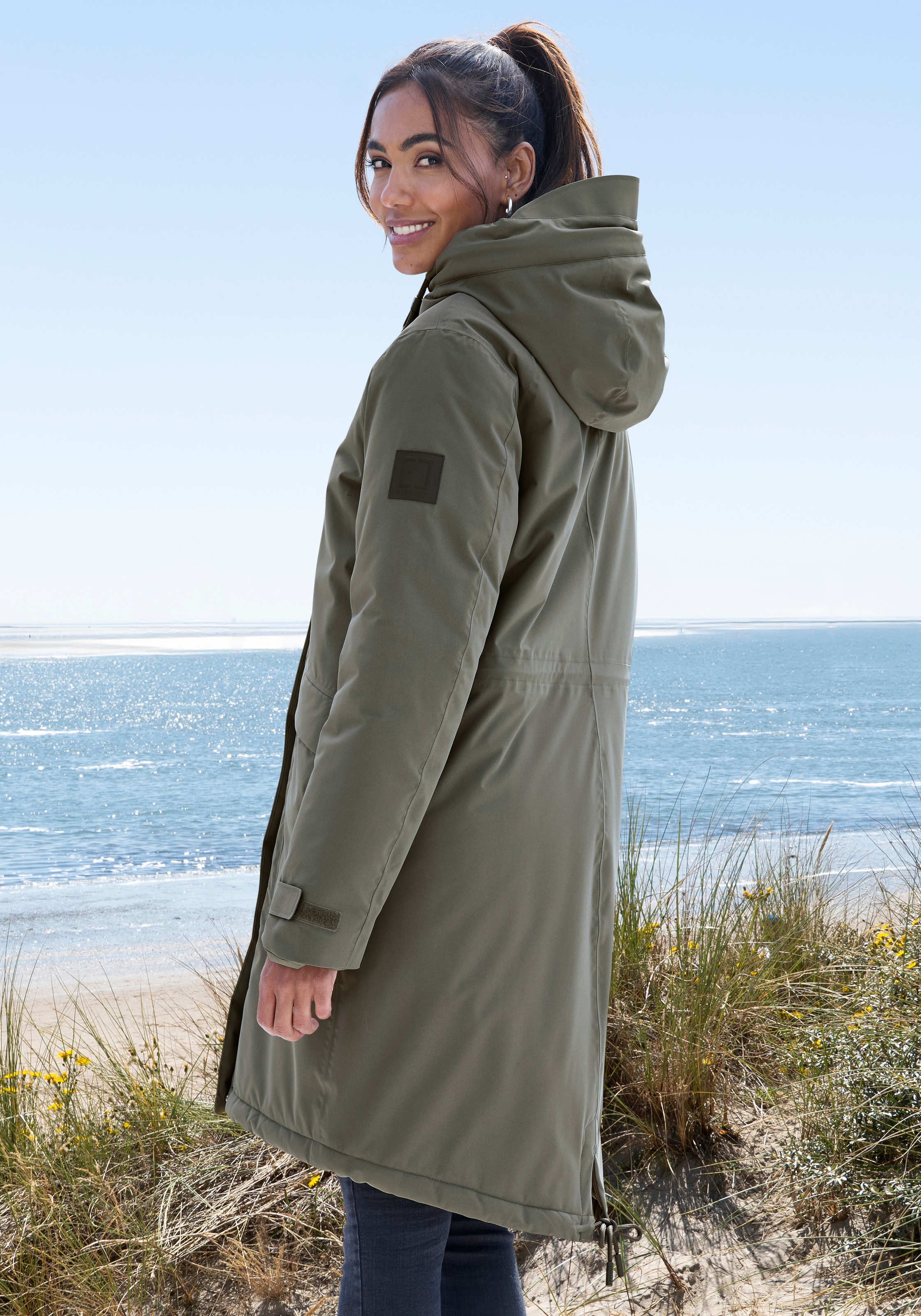 Thumbnail - Elbsand Winterjacke mit Kapuze mit verstellbarer Kapuze und aufgesetzten Taschen