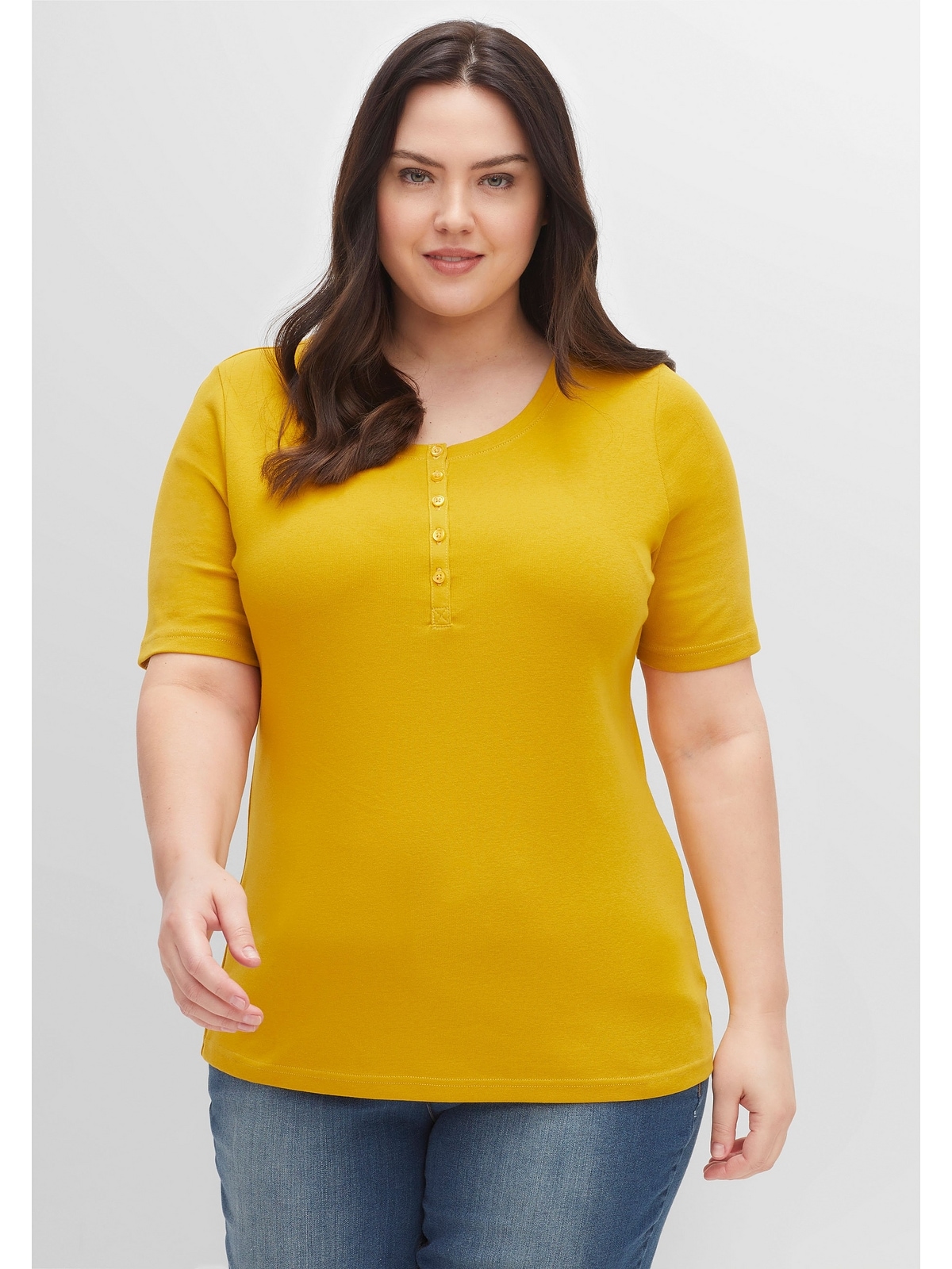 Sheego T-Shirt Linie offener »Große | Größen«, in BAUR für Schulterpartie, mit leichter kaufen A-