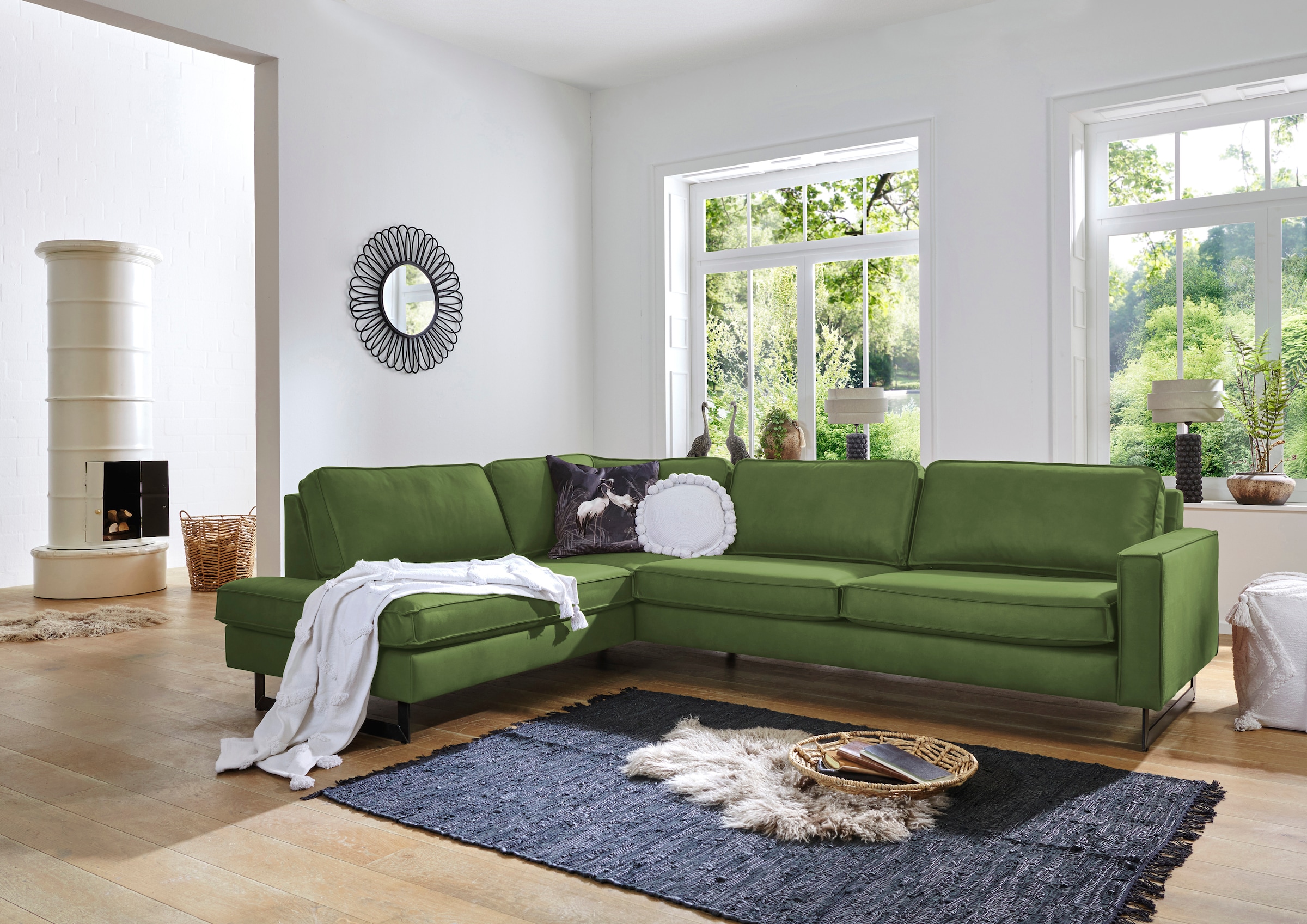 OTTO home Ecksofa "Pinto, 290 cm, Cord, Chenille, Lederoptik, Ottomane links / rechts" mit Keder, schwarze Metallfüße, Wellenunterfederung