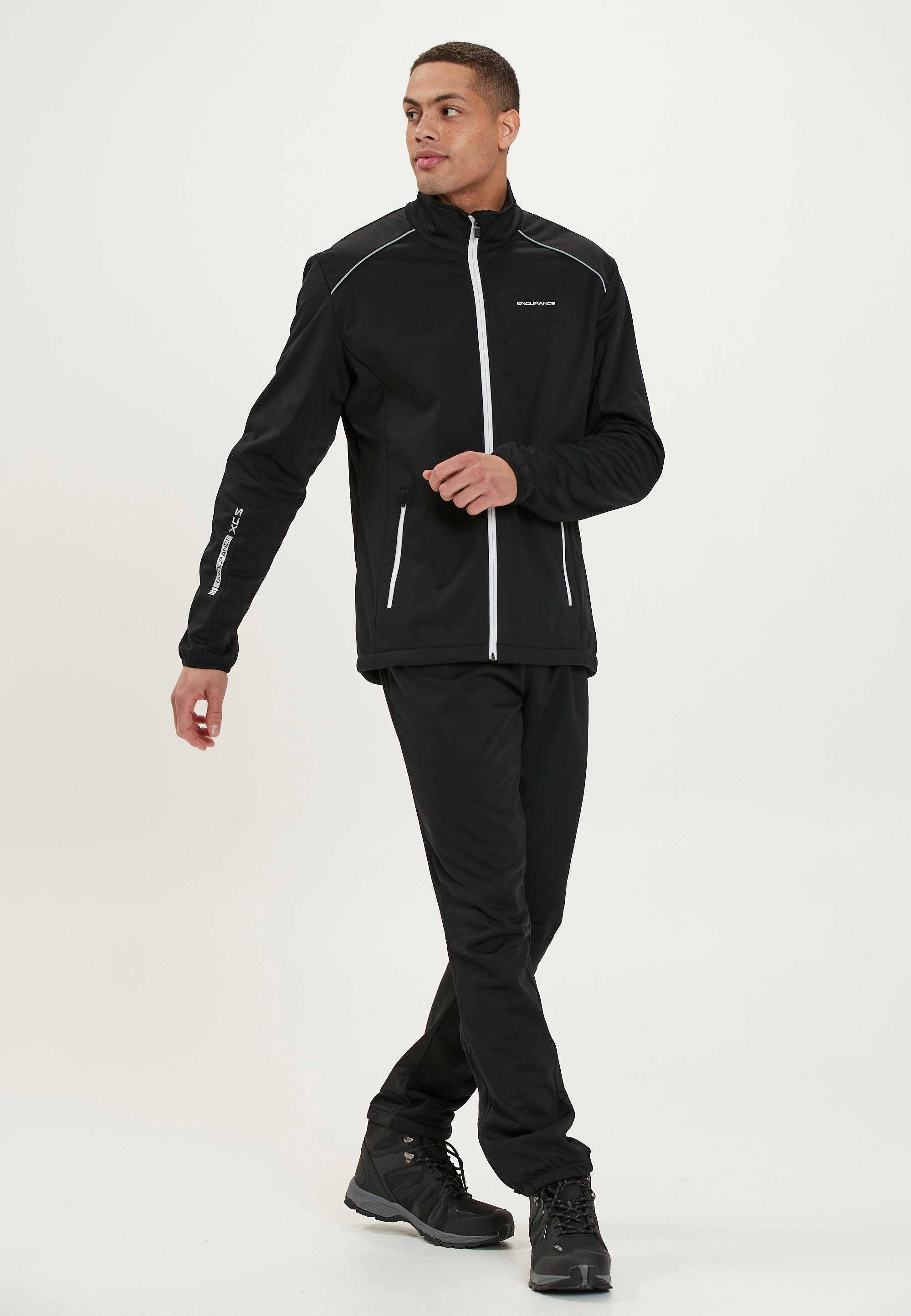 ENDURANCE Softshelljacke »Naval«, mit wasser -und winddichter Funktion kaufen