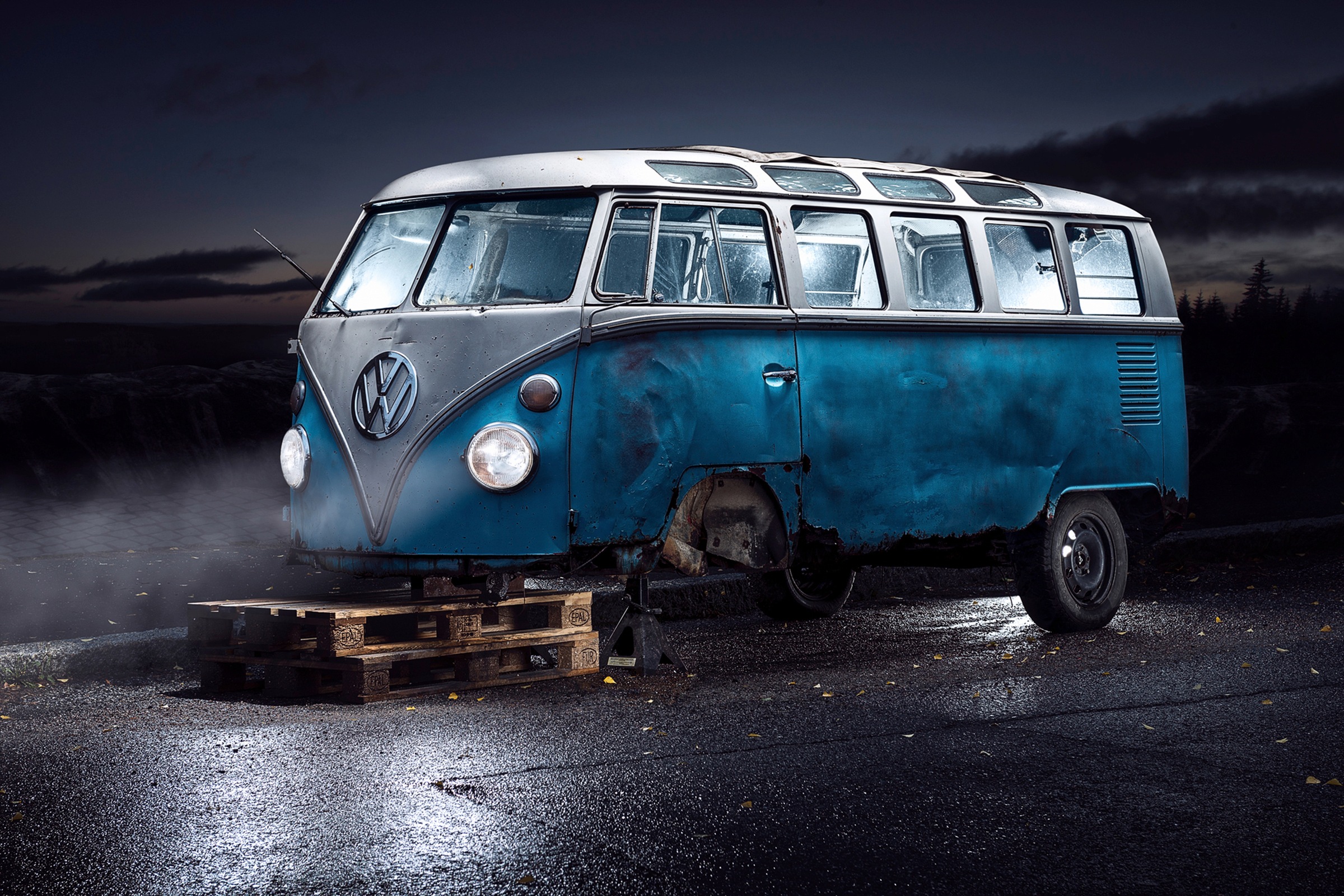 Papermoon Fototapete "Photo-Art PETRI DAMSTEN, VW KLEINBUS" günstig online kaufen