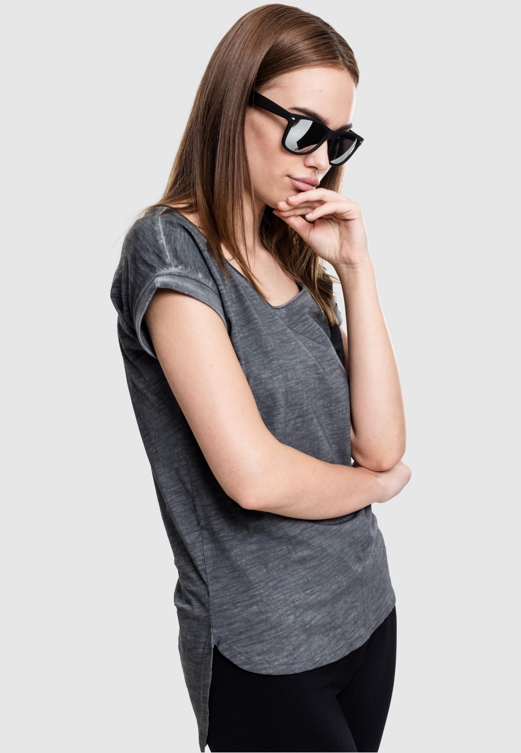 URBAN CLASSICS Kurzarmshirt »Urban Classics Damen Ladies Long Back Shaped Spray Dye Tee«, (1 tlg.)