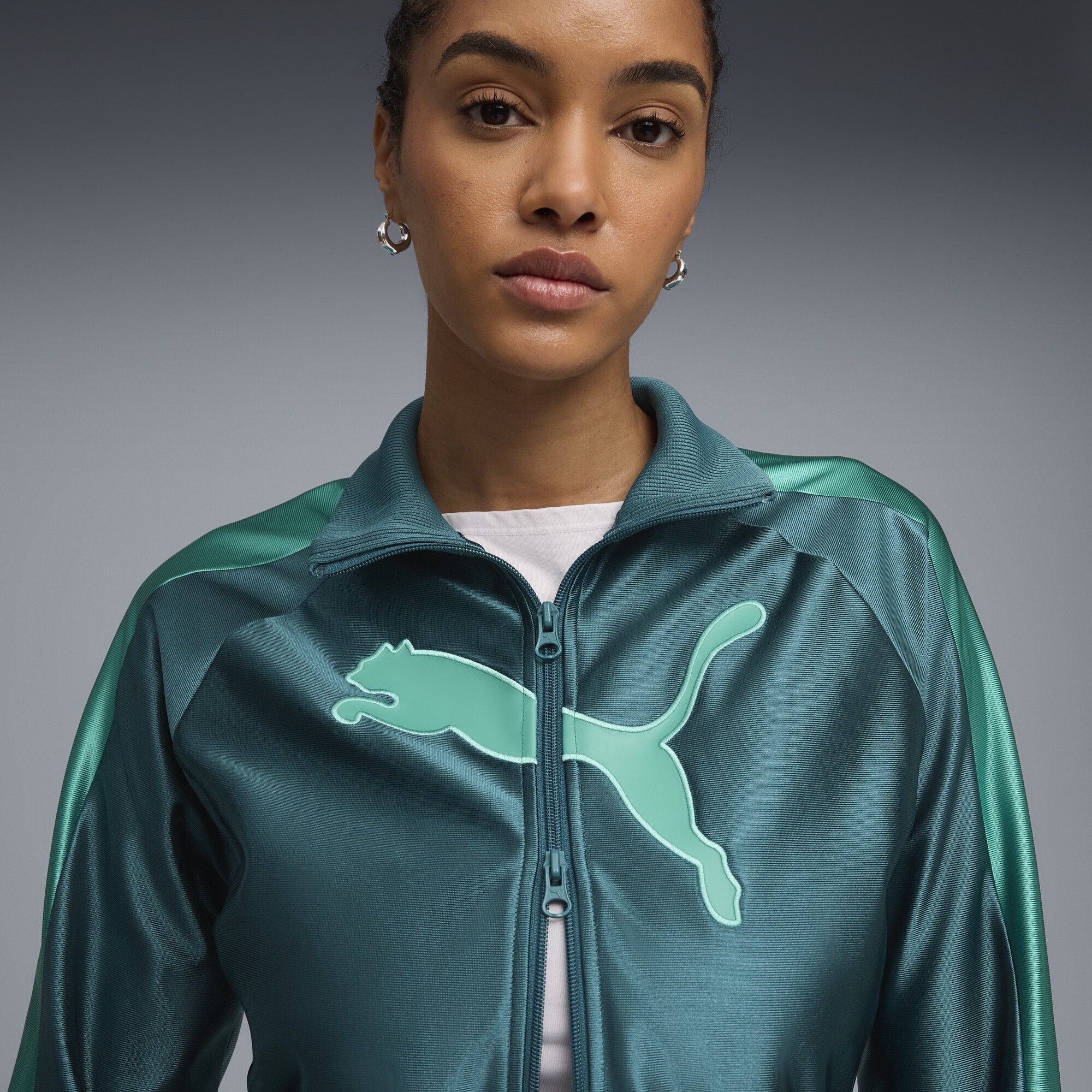 Thumbnail - PUMA Trainingsjacke "FUTURE.PUMA.ARCHIVE T7 Cropped Trainingsjacke Damen"
