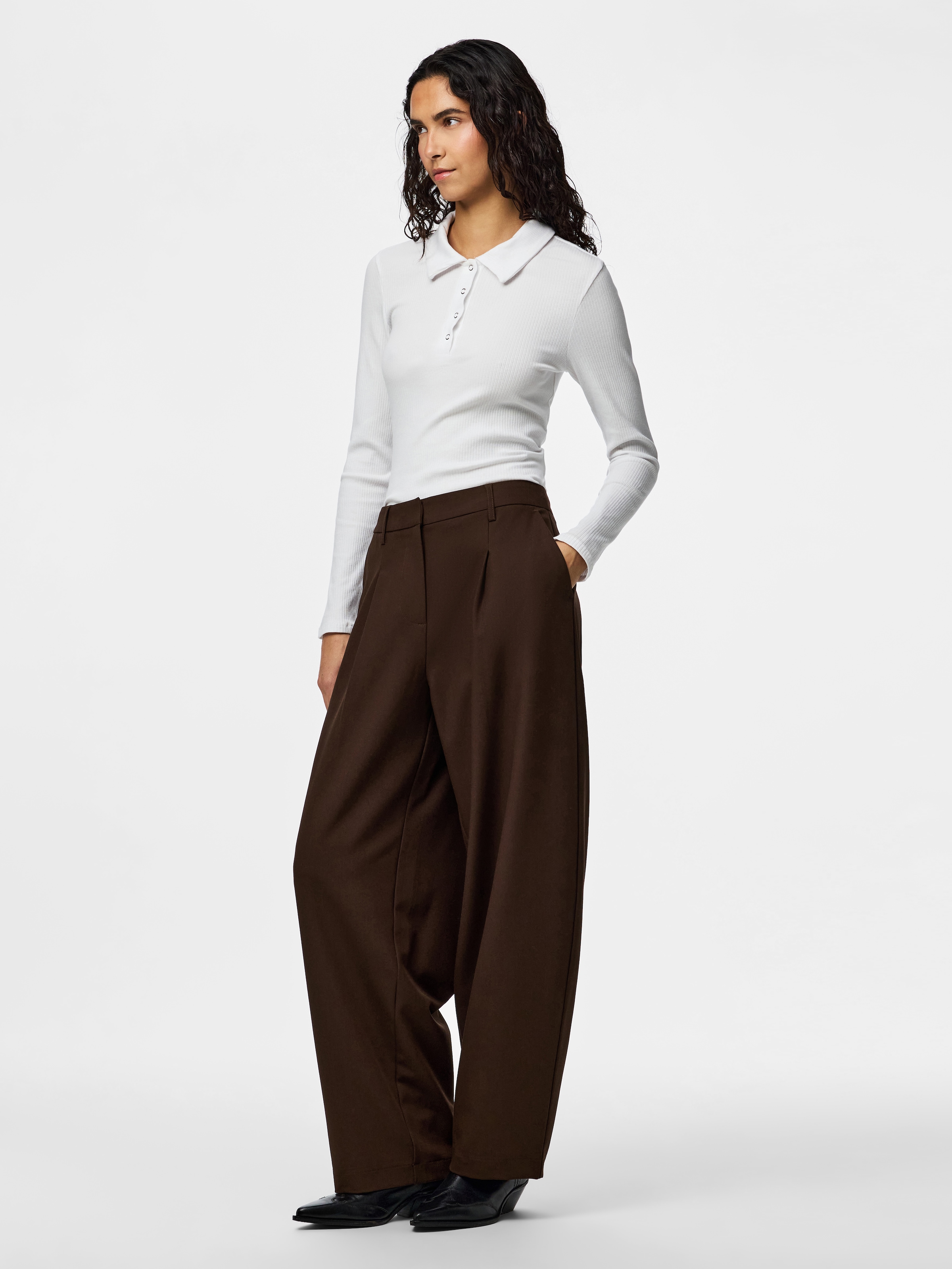 pieces Anzughose »PCBOSELLA MW BARREL PANTS NOOS BC«  Materialmix, barrel fit