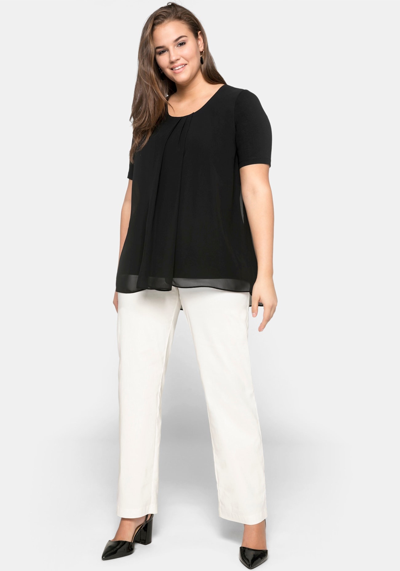Blusenshirt SHEEGO "Blusenshirt", Damen, Gr. 44, schwarz, 95% Viskose, 5% Elasthan, Chiffon:100% Polyester, unifarben, Rundhals, Shirts Blusenshirt