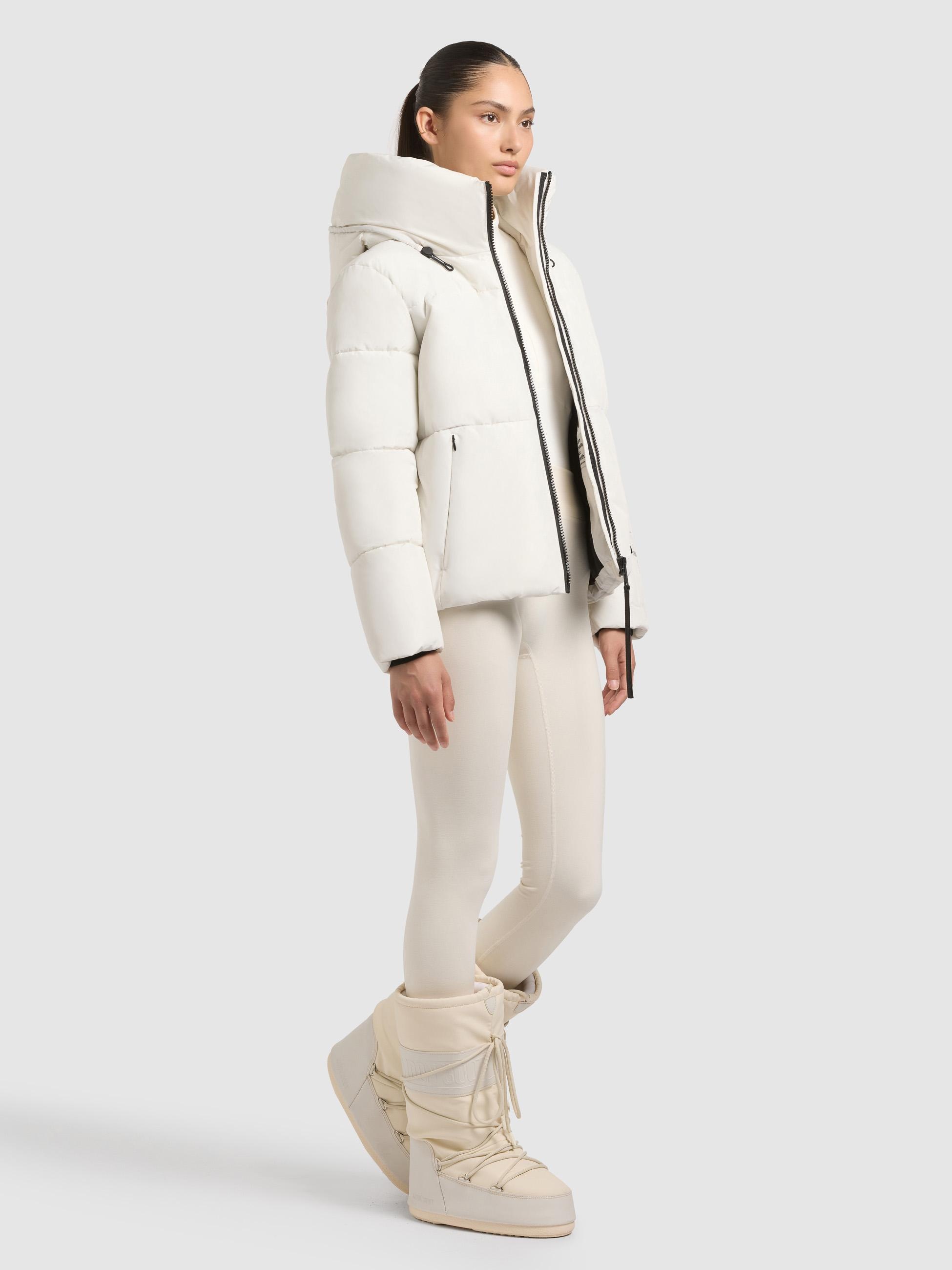 khujo Outdoorjacke »Audrey Matt«, mit Kapuze, Warme Winterjacke mit verstellbarer Kapuze
