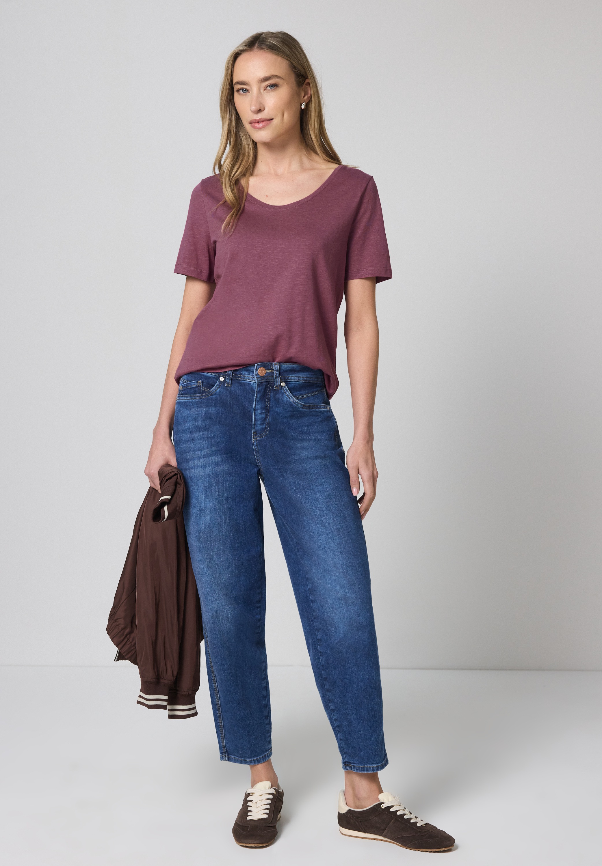 Thumbnail - STREET ONE T-Shirt mit abgerundetem V-Ausschnitt