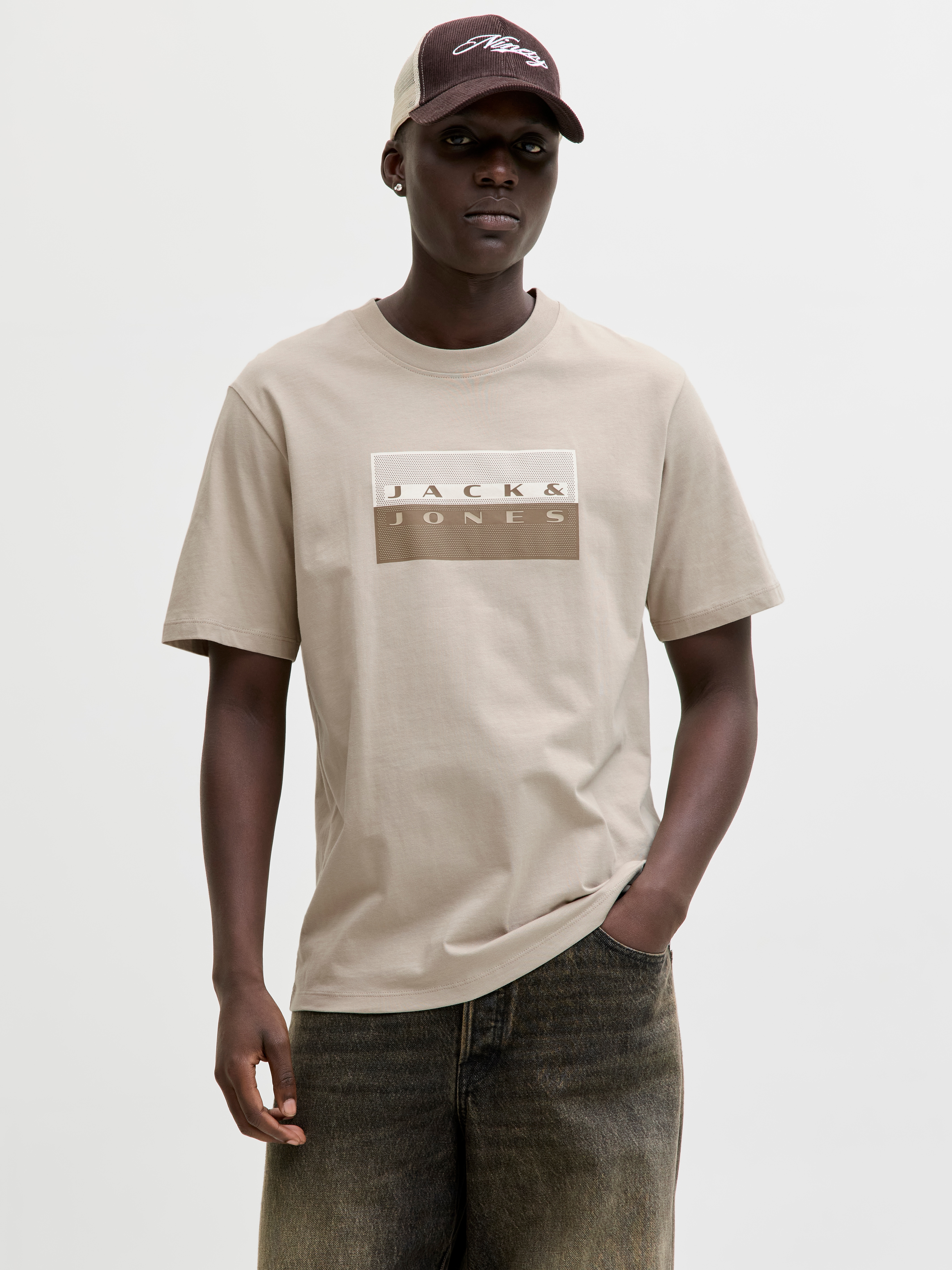 Jack & Jones Kurzarmshirt "JCOFUSION DOTS PRINT TEE SS CREW SN" Baumwolle, regular fit