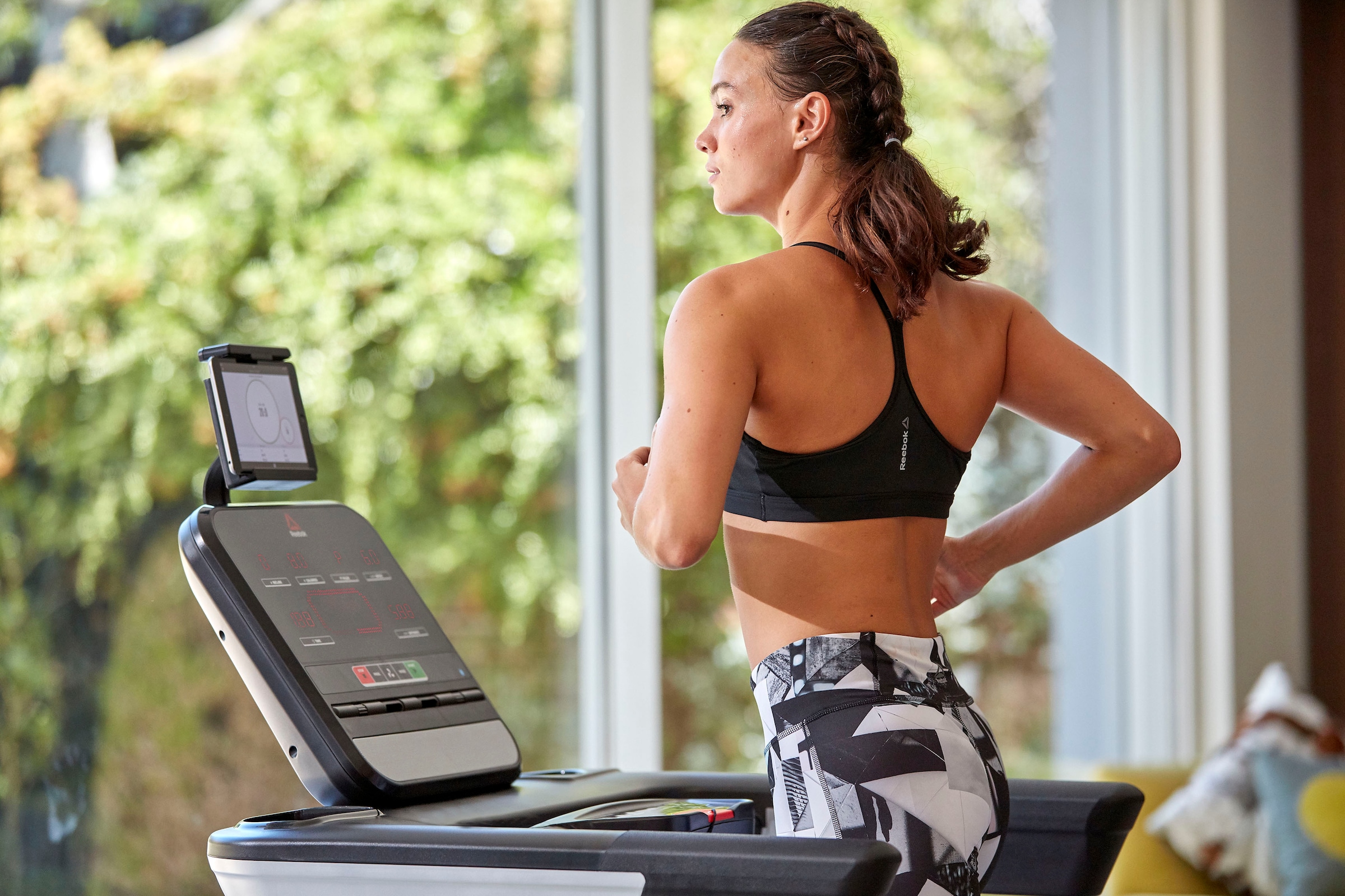 Reebok Laufband »REEBOK SL8.0«, (mit integrierten Handpulssensoren), mit Höchstgeschwindigkeit 20 km/h und integrierten Handpulssensoren