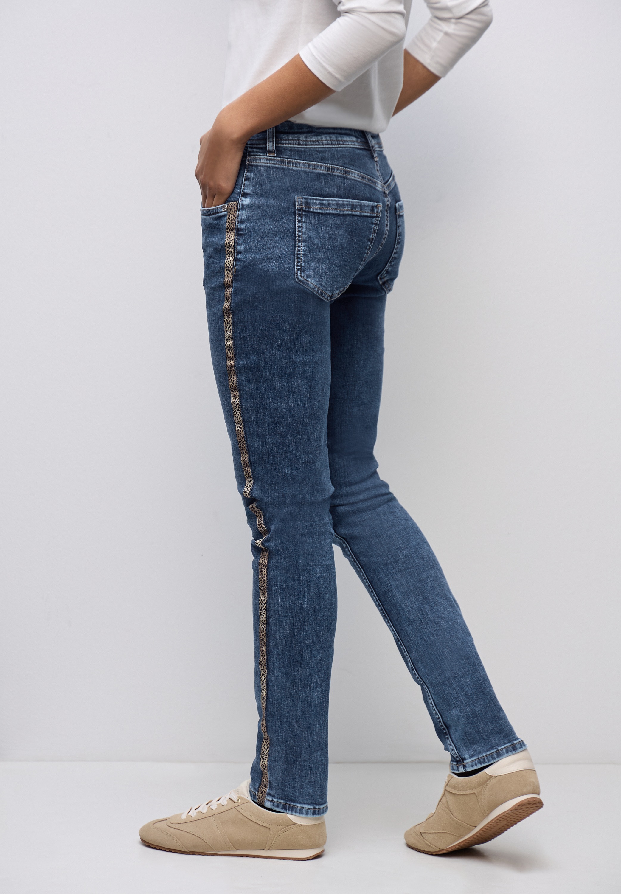 STREET ONE Comfort-fit-Jeans Middle Waist günstig online kaufen