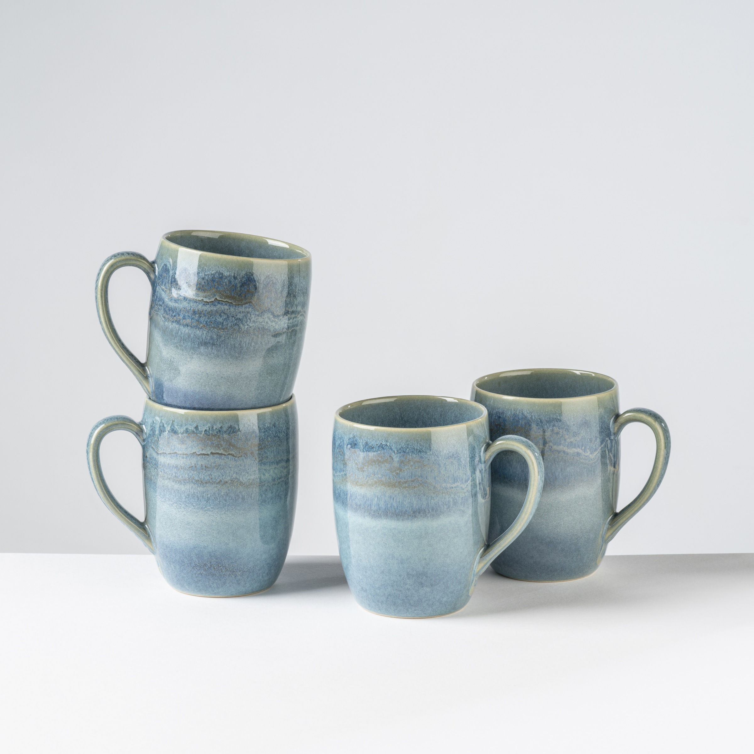 Gipfelstück  Blau Grün Becher "Tiefer See" Scandi-Style Reaktivglasur Jedes Stück Ein Unikat 4-Teilig von Baur