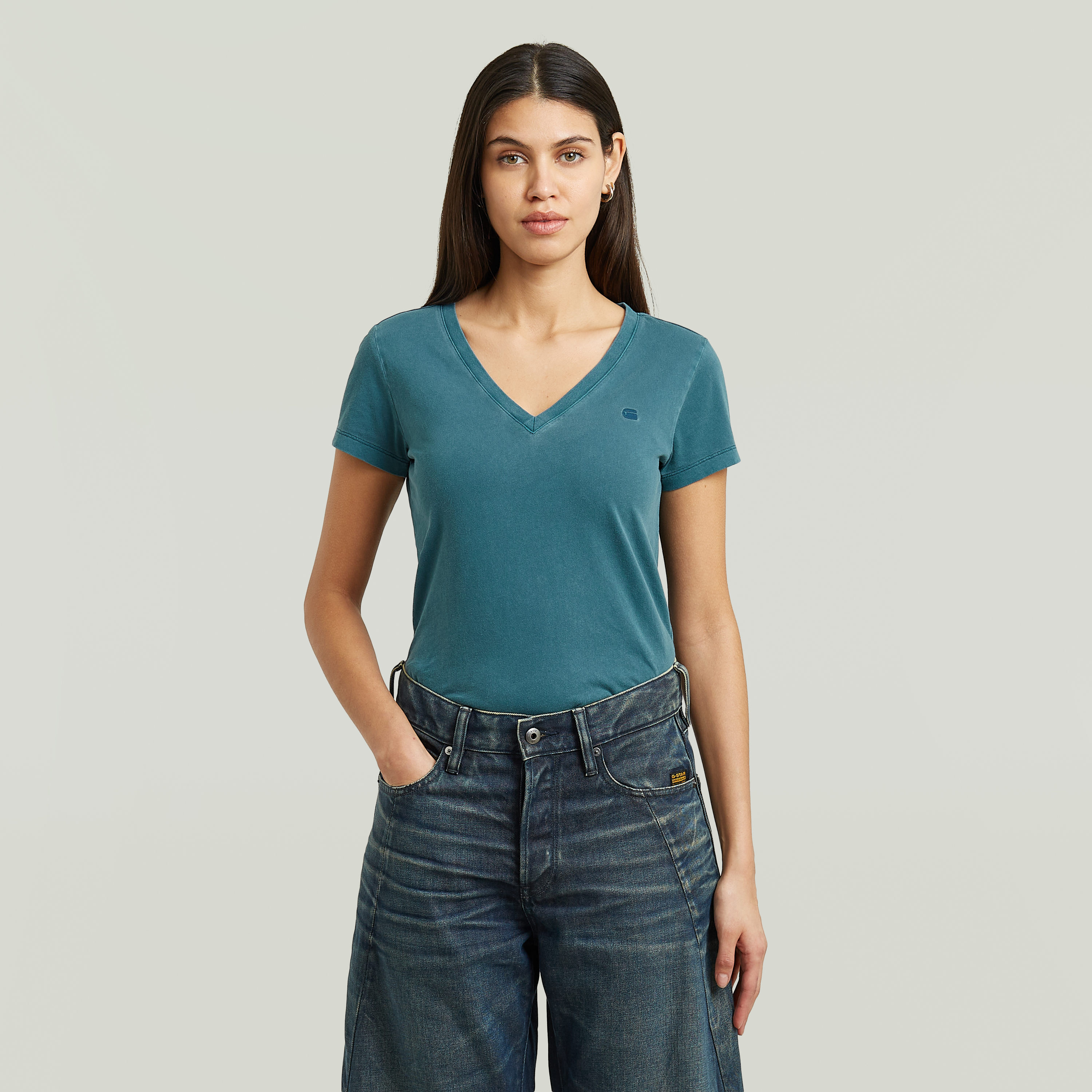 G-STAR V-Shirt "Overdyed Form v t wmn" in Baumwoll-Qualität