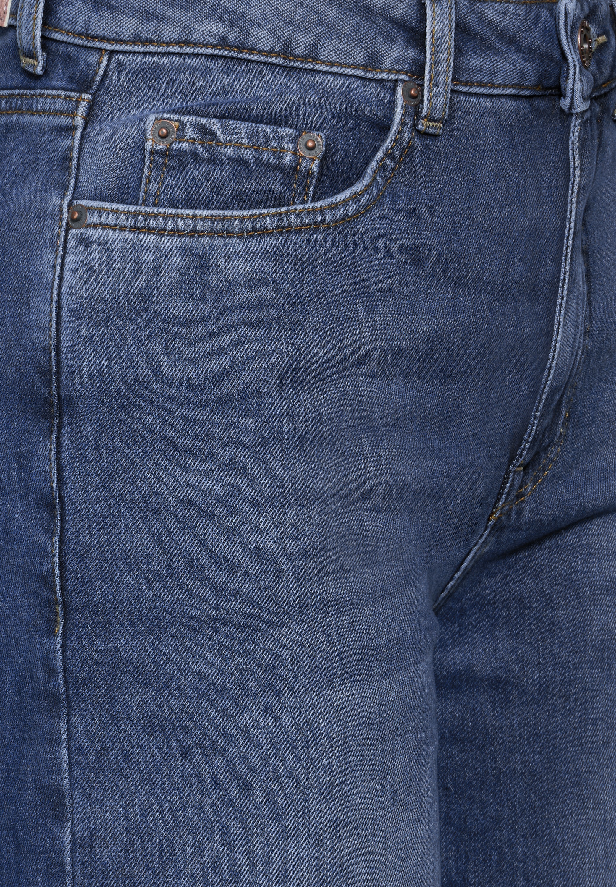 STREET ONE STUDIO Loose-fit-Jeans, aus Baumwolle mit Stretchanteil