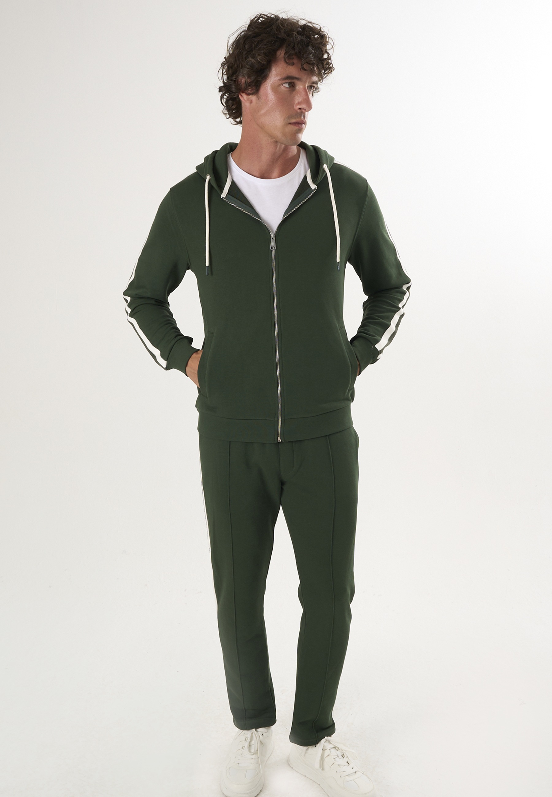 Felix Hardy Kapuzensweatshirt »Kapuzensweatshirt mit Reißverschluss - Hoodie«
