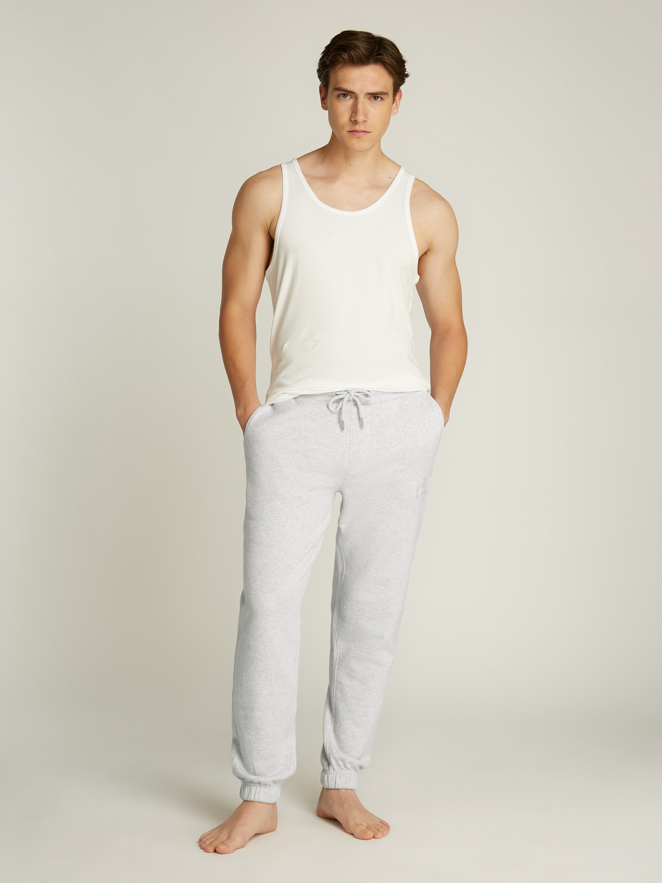 Calvin Klein Jeans »CHENILLE MONOLOGO SWEATPANT«  mit Logostickerei