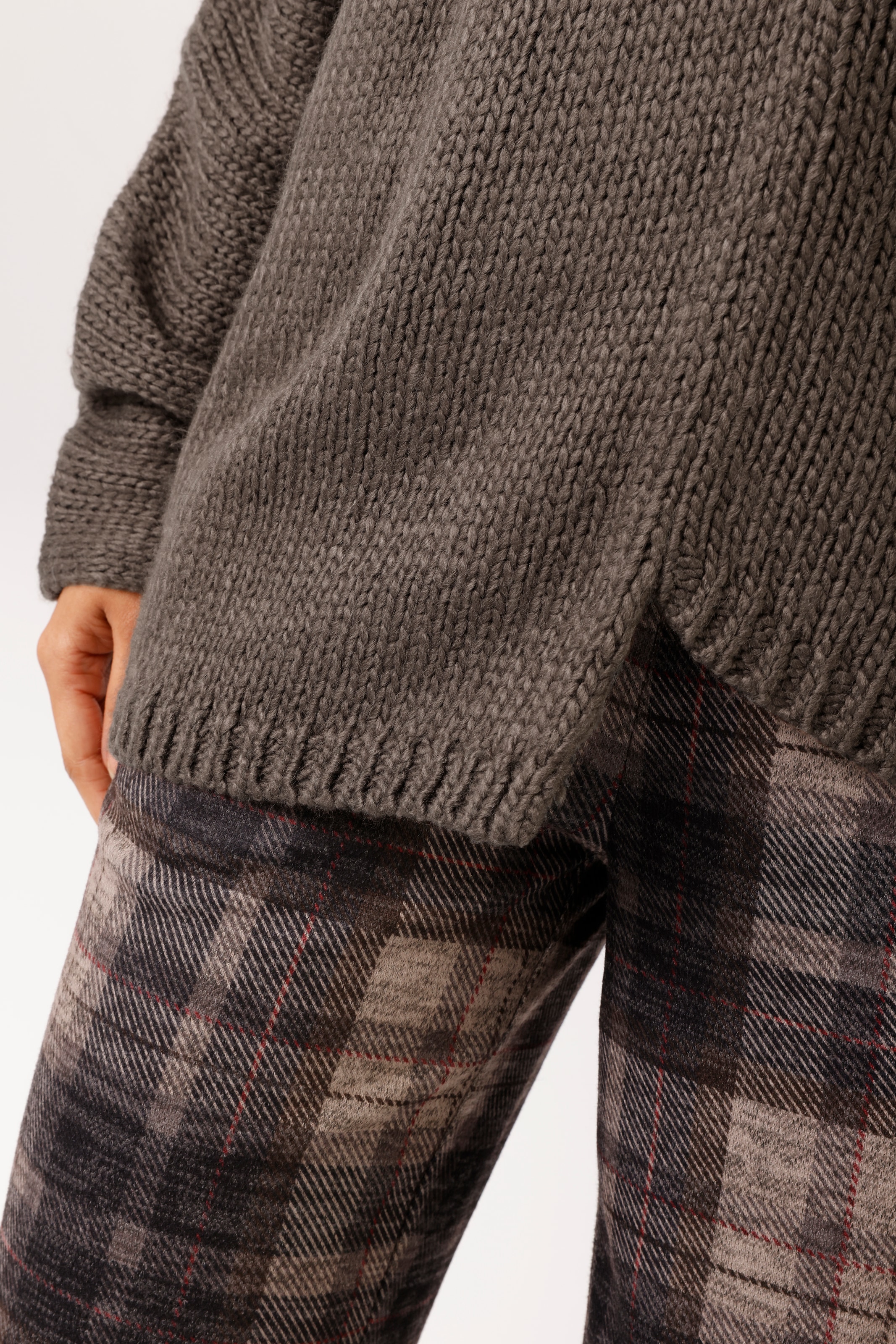 Aniston CASUAL Strickpullover mit asymmetrischen Saum - NEUE KOLLEKTION