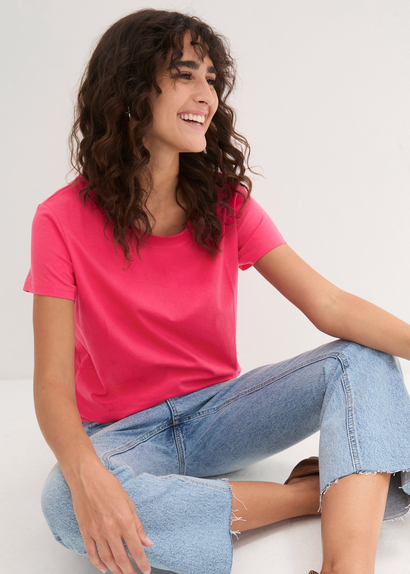 T-Shirt BONPRIX "Rundhals-Shirt, Kurzarm (5er Pack)", Damen, Gr. 36/38 (S), hibiskuspink, hellgrau meliert, weiß, dunkelblau, schwarz, Jersey, Obermaterial: 90% Baumwolle, 10% Viskose, unifarben, Basic, Basic hüftbedeckend, Rundhals, Shirts T-Shirt, Rundh 2