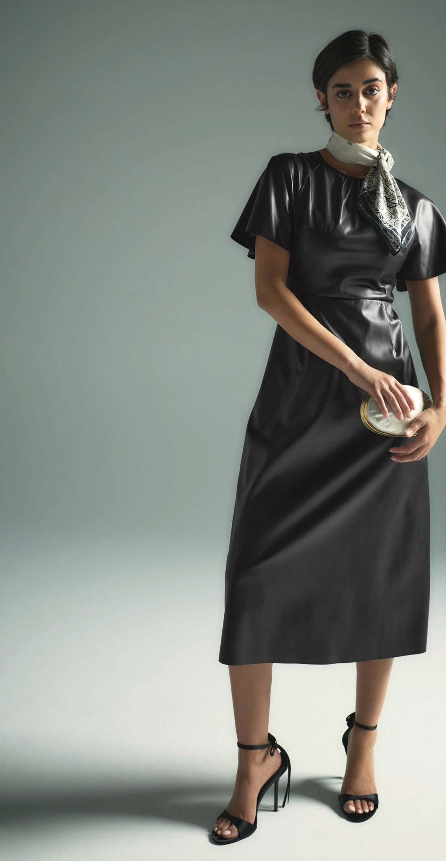 Zero Midikleid »Damen in Lederoptik« Ohne Tasche drapiert /gerafft