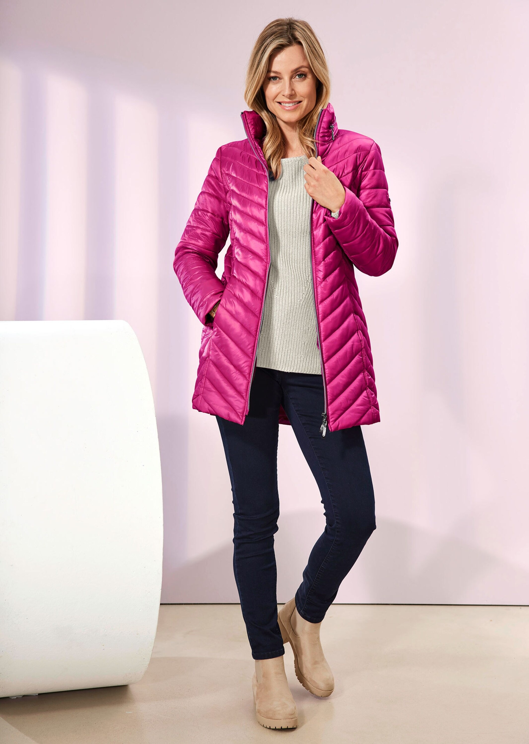 GOLDNER Kurzjacke »Figurschmeichelnde, leichte Longsteppjacke«