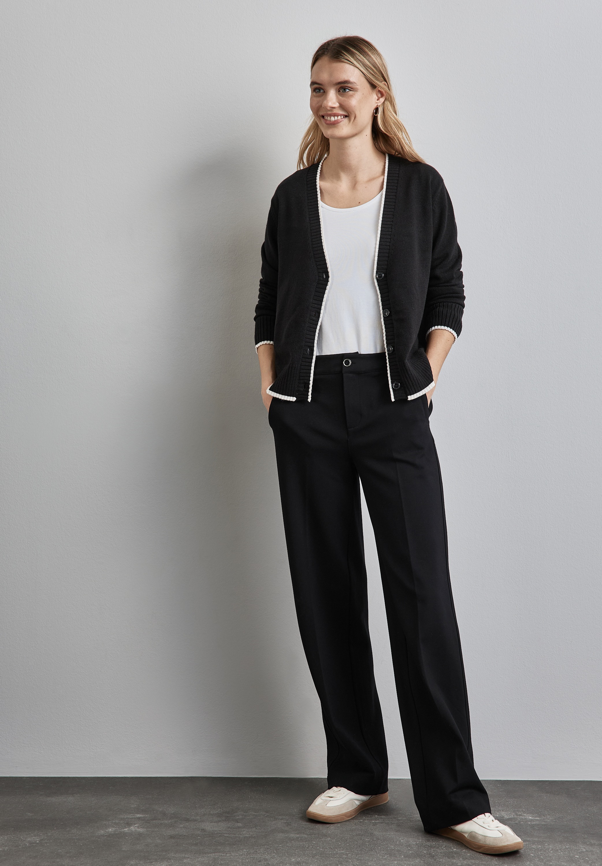 STREET ONE Cardigan, mit V-Ausschnitt