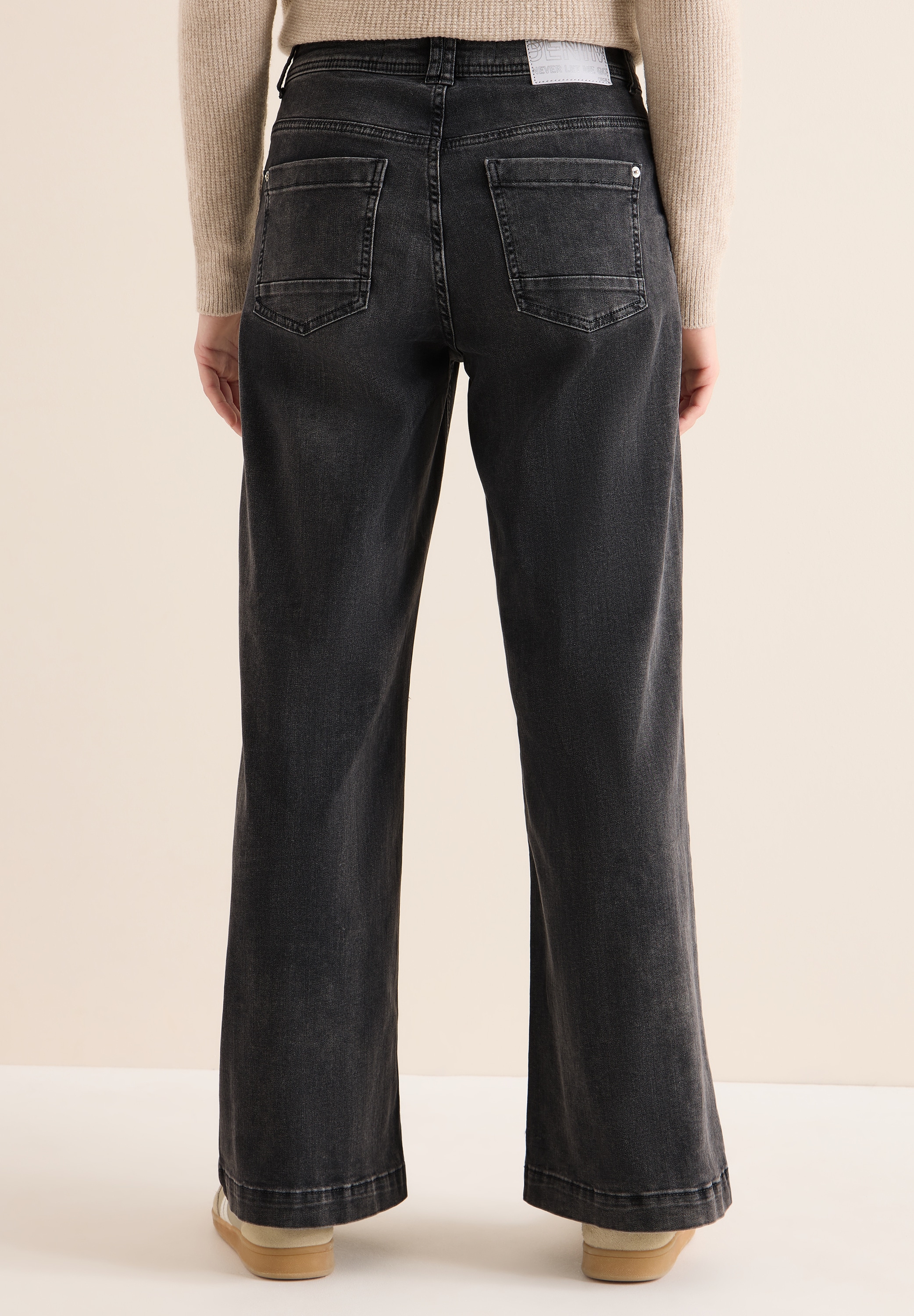 STREET ONE Loose-fit-Jeans in grauer Waschung günstig online kaufen