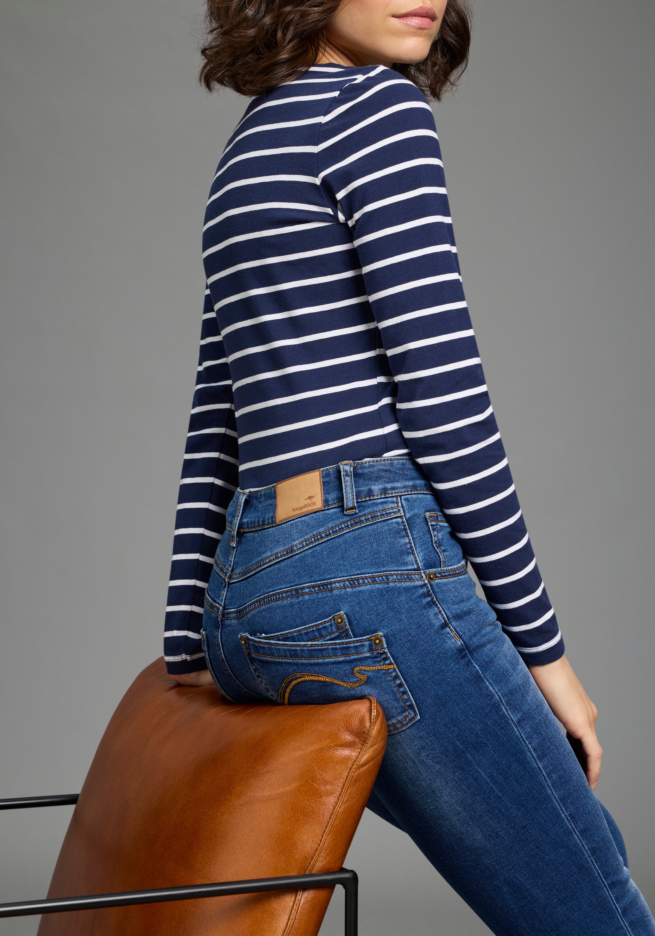 KangaROOS Relax-fit-Jeans "RELAX-FIT HIGH WAIST" knöchelfreie Schnittform, günstig online kaufen