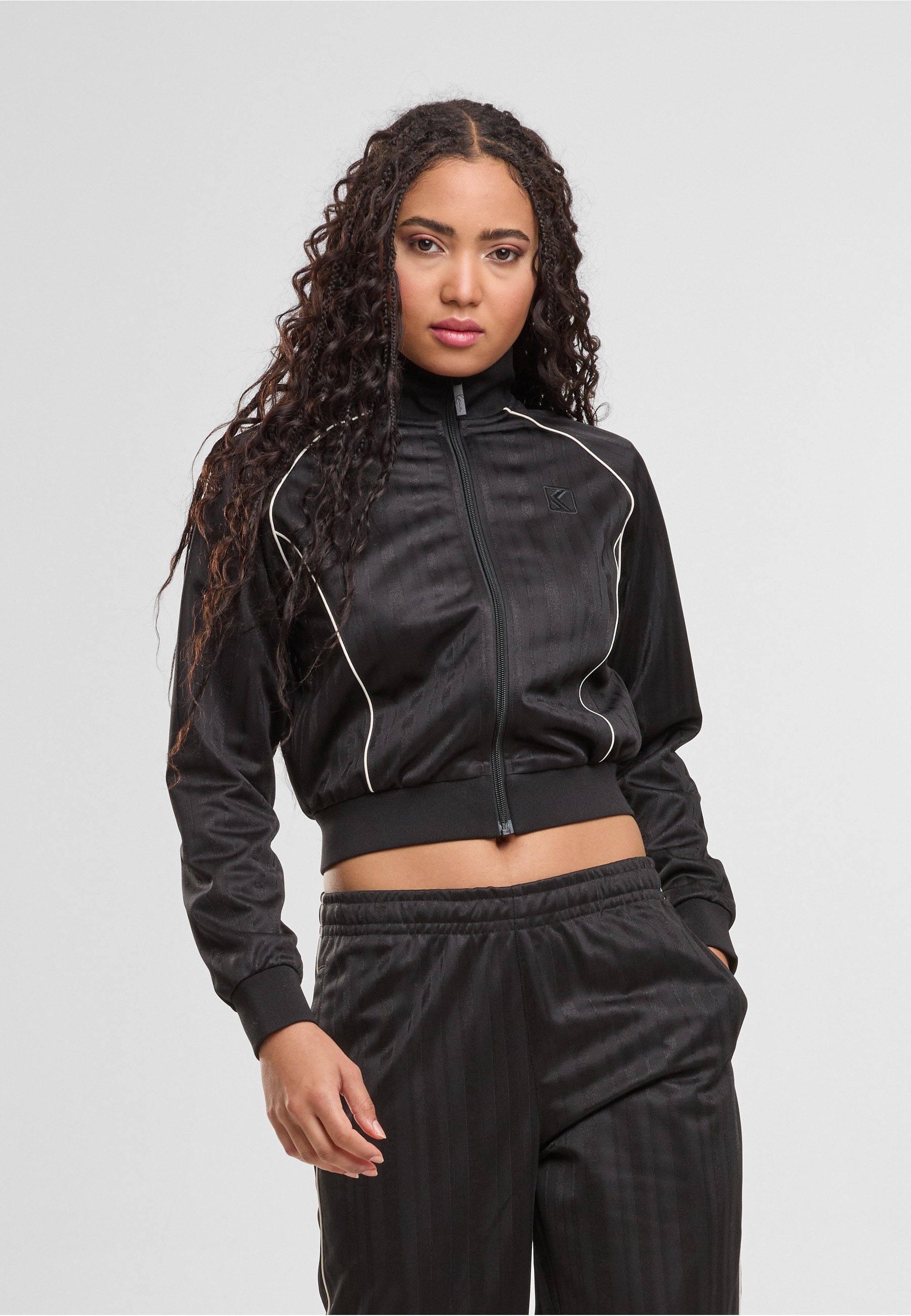 Karl Kani Outdoorjacke »Karl Kani OG Shadow Stripe Cropped Trackjacket« 1 Stk. tlg. ohne Kapuze