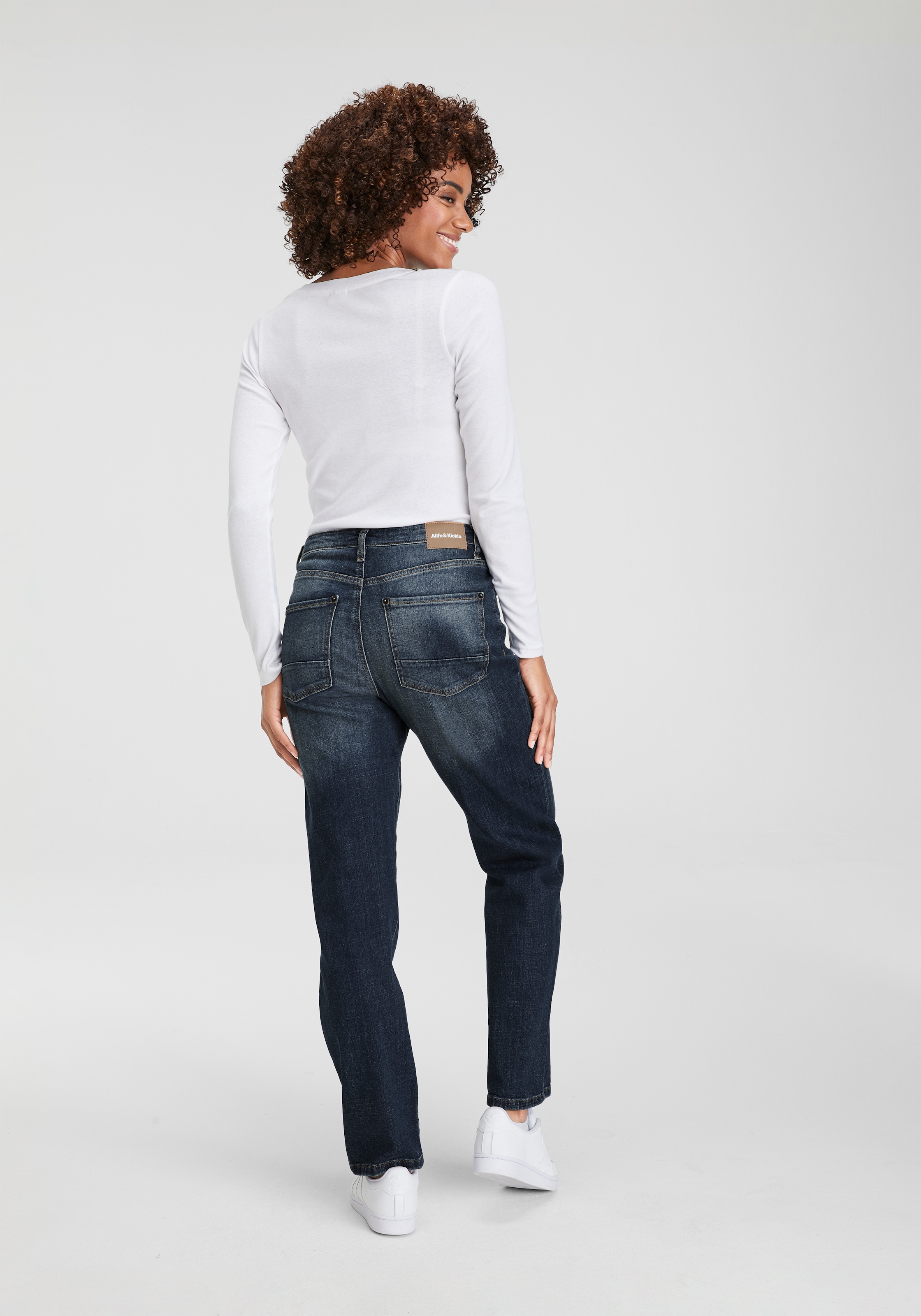Alife & Kickin Relax-fit-Jeans »MoinaAK«, NEUE KOLLEKTION