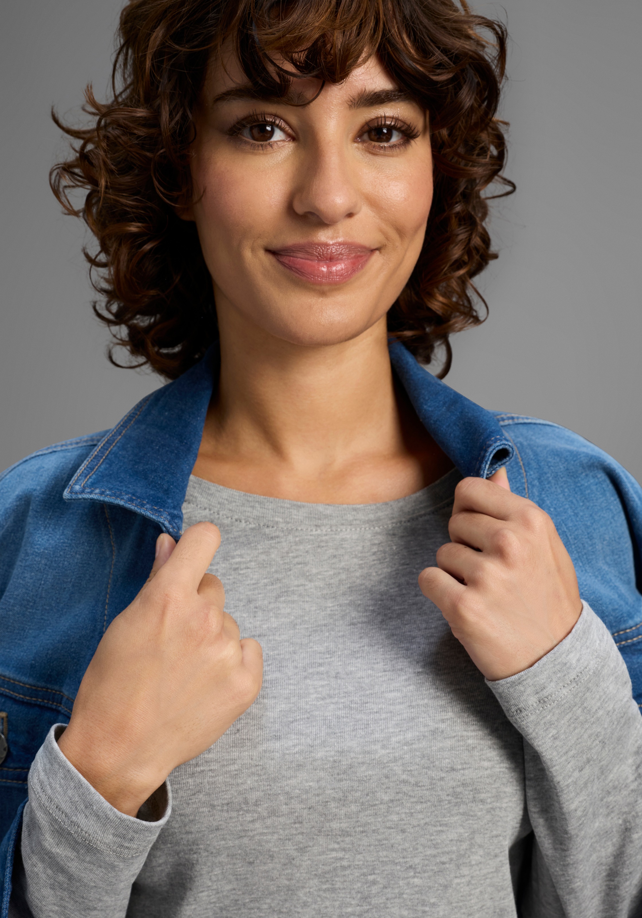 Thumbnail - H.I.S Langarmshirt figurbetonte Passform, Feinrippstoff aus Baumwolle und Viskose