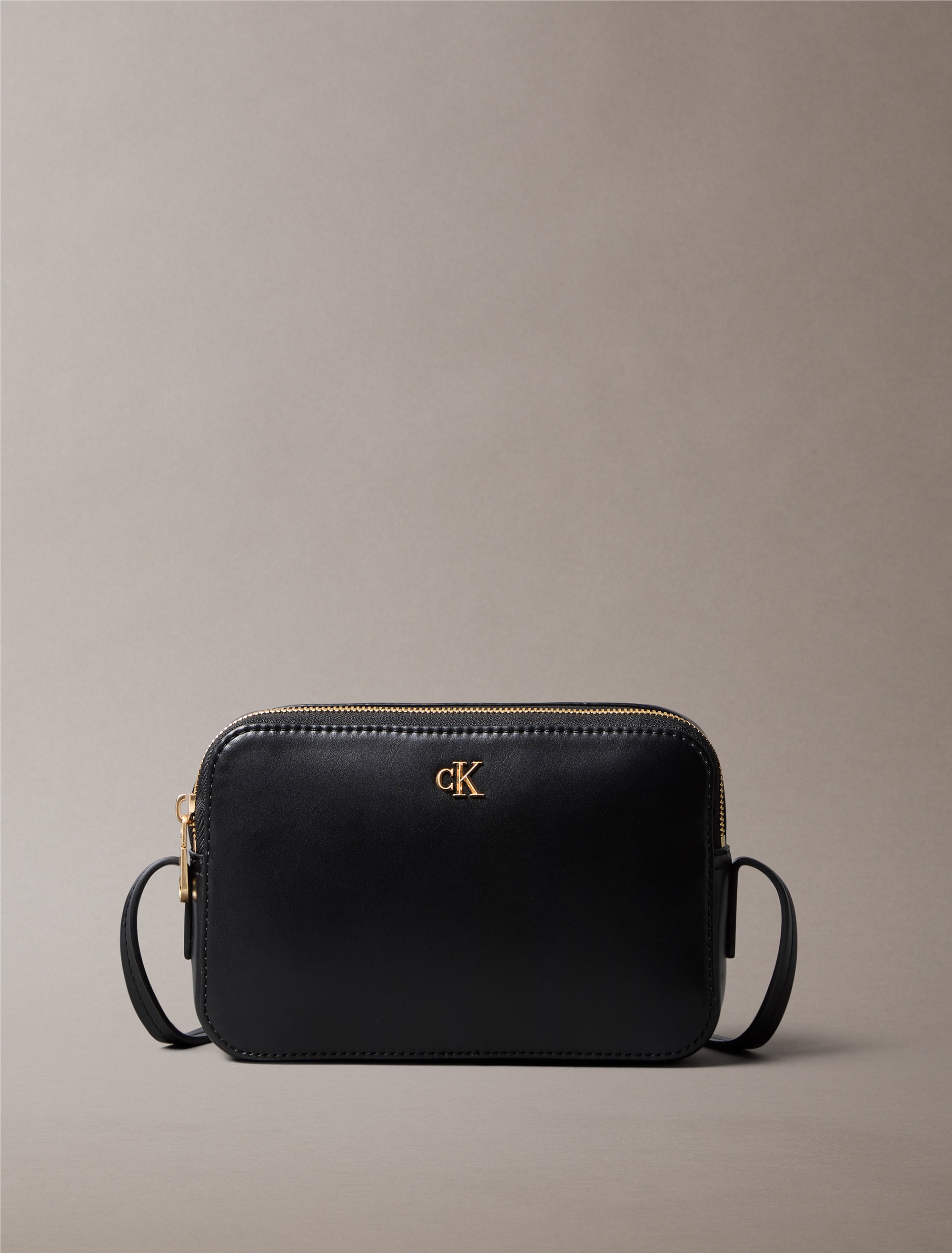Calvin Klein Mini Bag "CK CAMERA BAG", Damen Schultertasche, kleine Umhänge günstig online kaufen