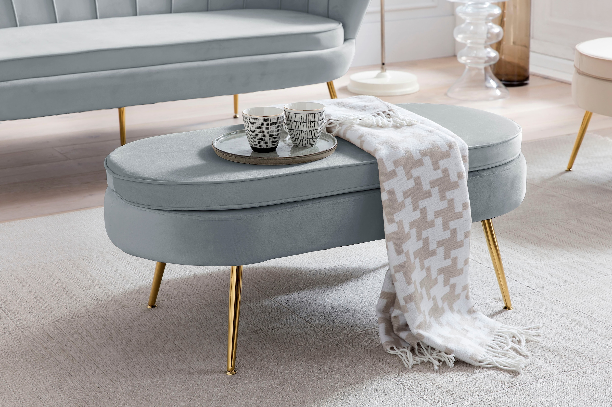 SalesFever Polsterhocker "Clam", Elegantes Design in ovaler Form, 99cm Brei günstig online kaufen