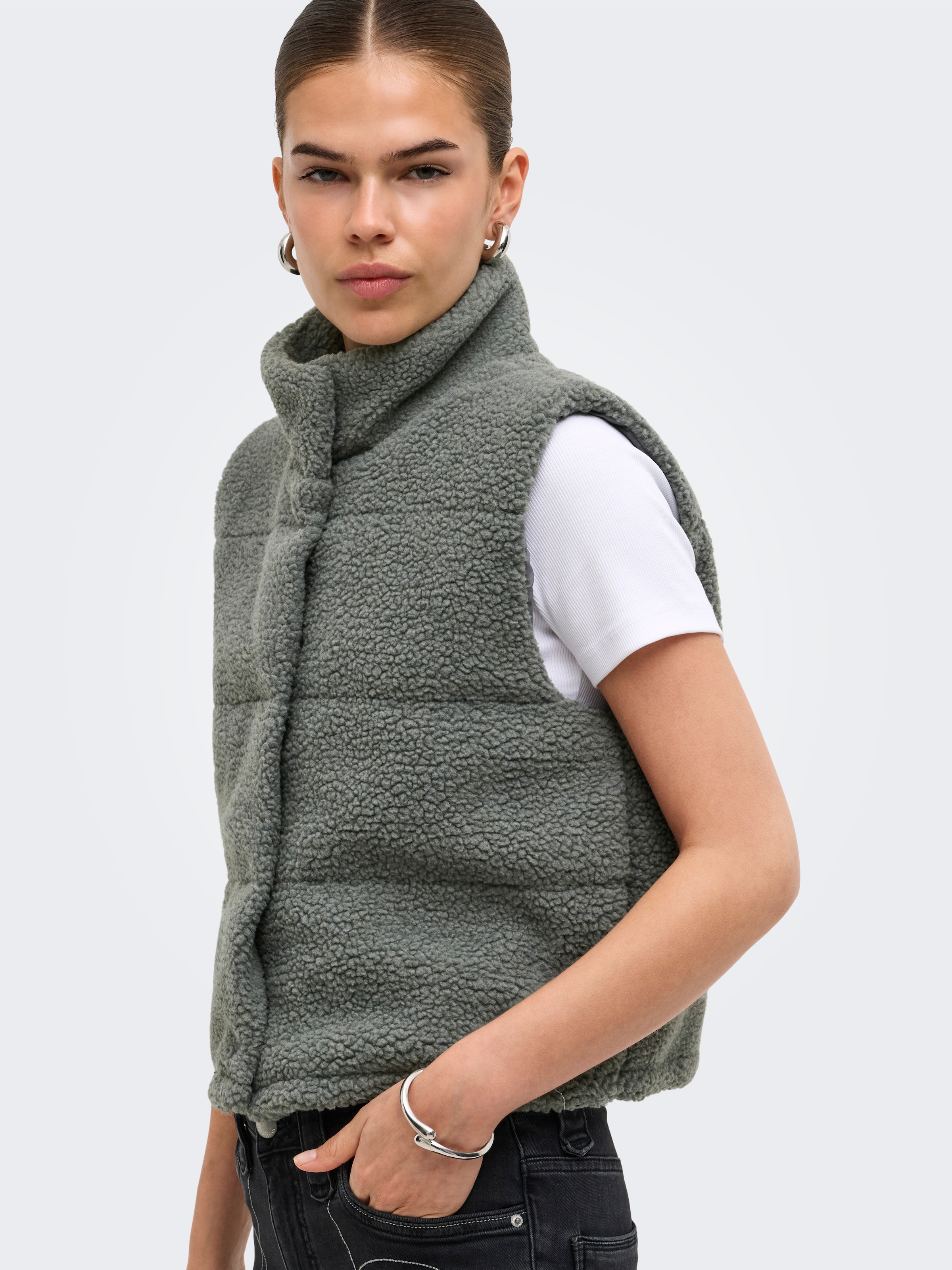 ONLY Plüschweste "ONLSANDRA TEDDY WAISTCOAT LIFE OTW NOOS" Kunstfaser