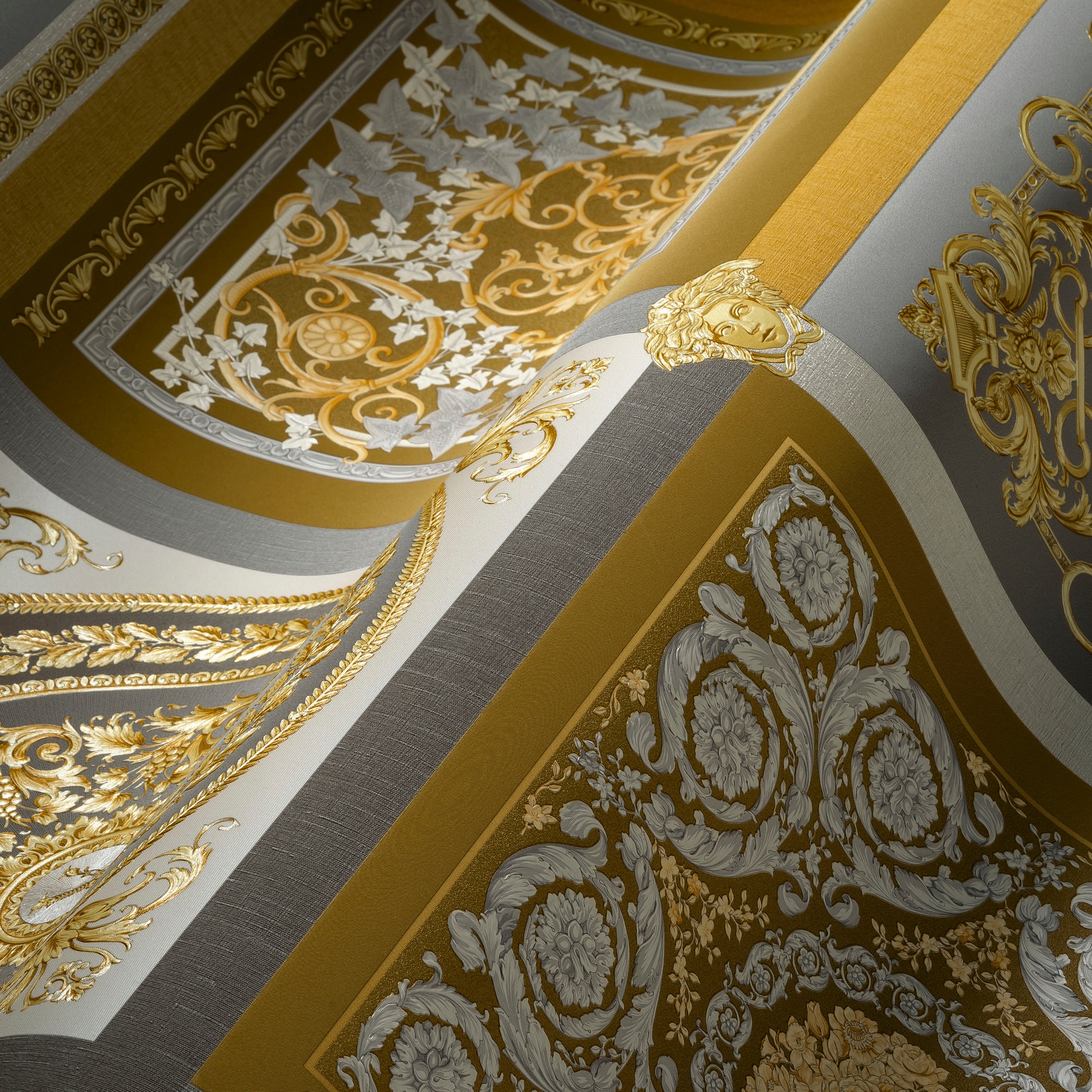 Versace Vliestapete »Wallpaper Versace 5 Design Patchwork« abstrakt | gemustert | leicht glänzend leicht strukturiert auffallende Fliesen-Tapete Tapeten Wohnzimmer Schlafzimmer Küche Optik