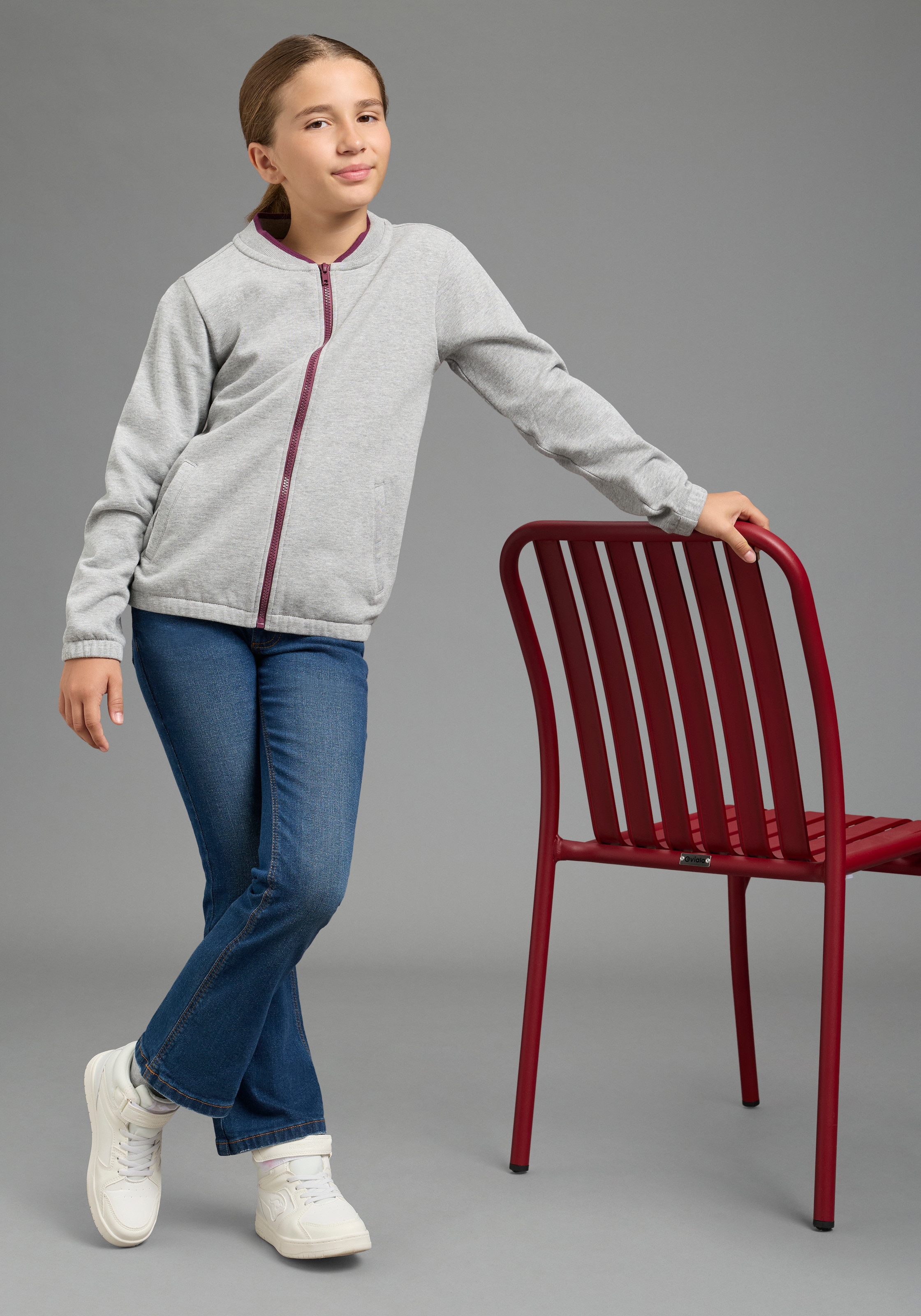 KangaROOS Sweatjacke »Modische Sweatjacke mit Bündchen« hüftlange Schnittform, mit Reißverschluss, Langarm