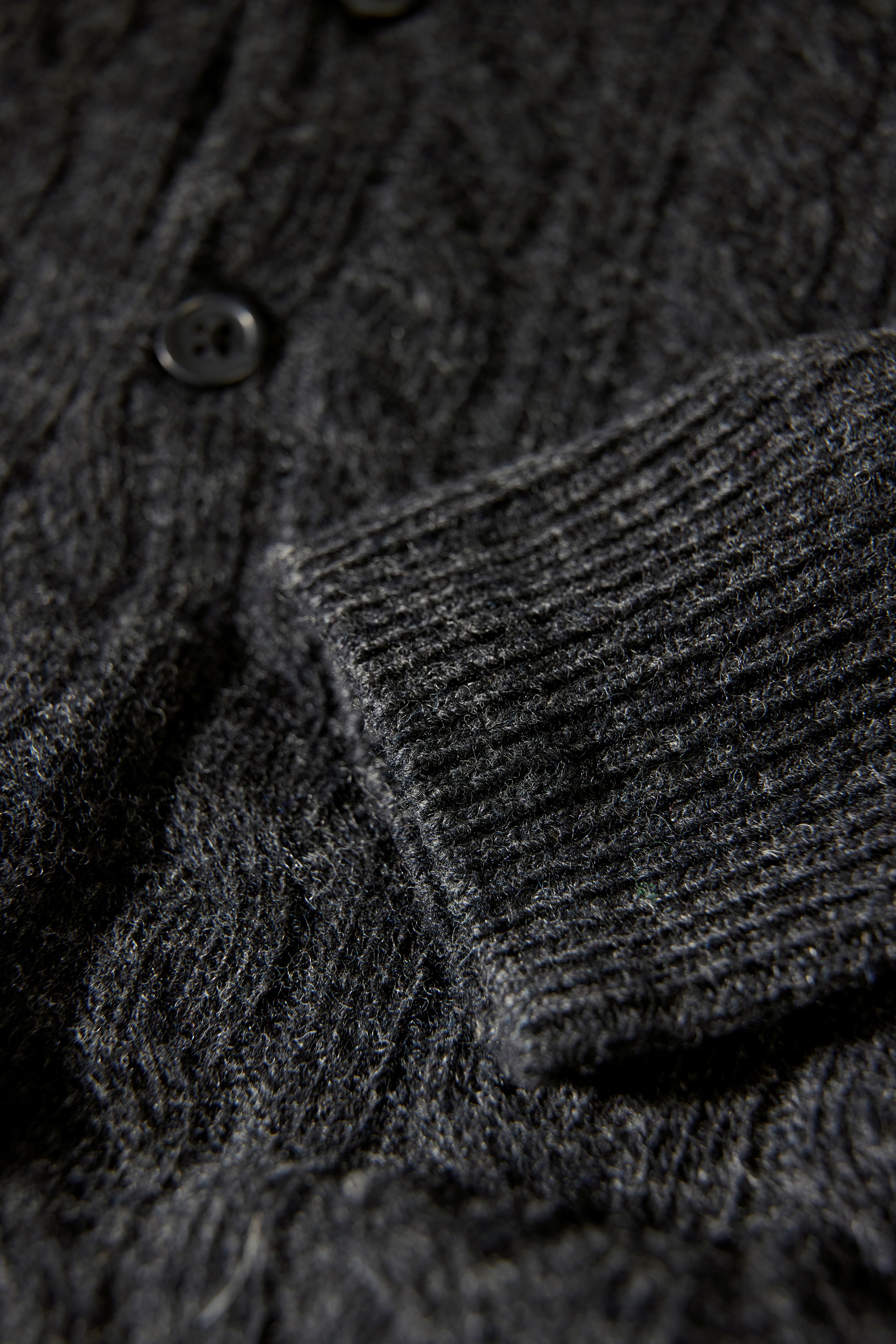 Thumbnail - LINDBERGH Strickpullover mit Zopfmuster, Polo-Kragen und Wolle