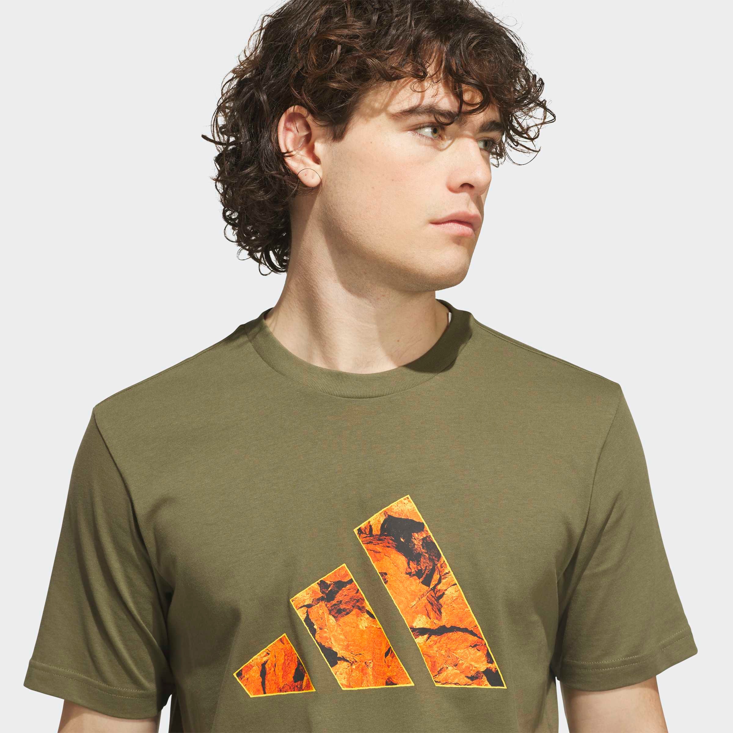 adidas Sportswear T-Shirt »CAMO-GRAFIK« für Erwachsene