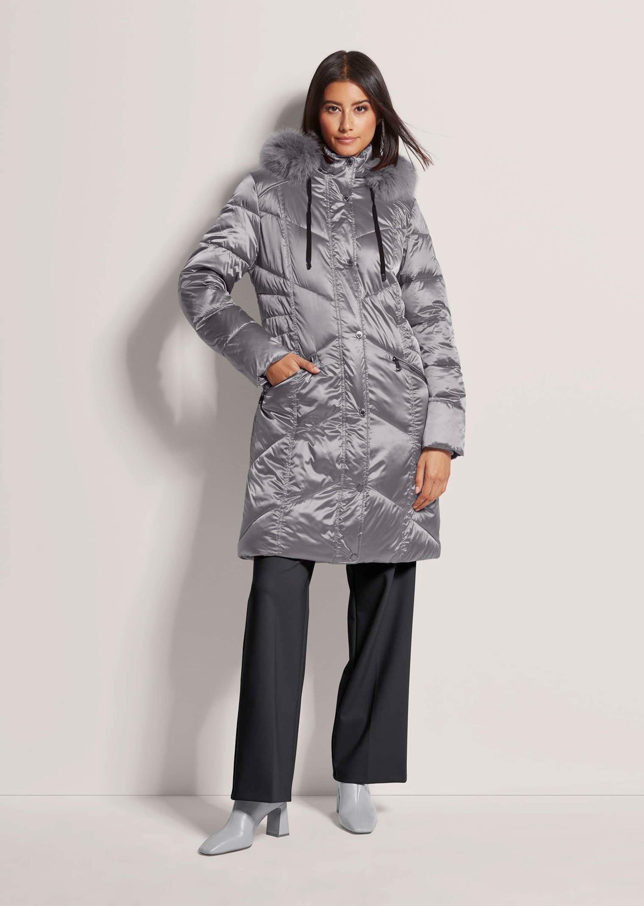 MADELEINE Steppjacke »Wintermantel Kapuzenjacke mit Fancy-Stepp«