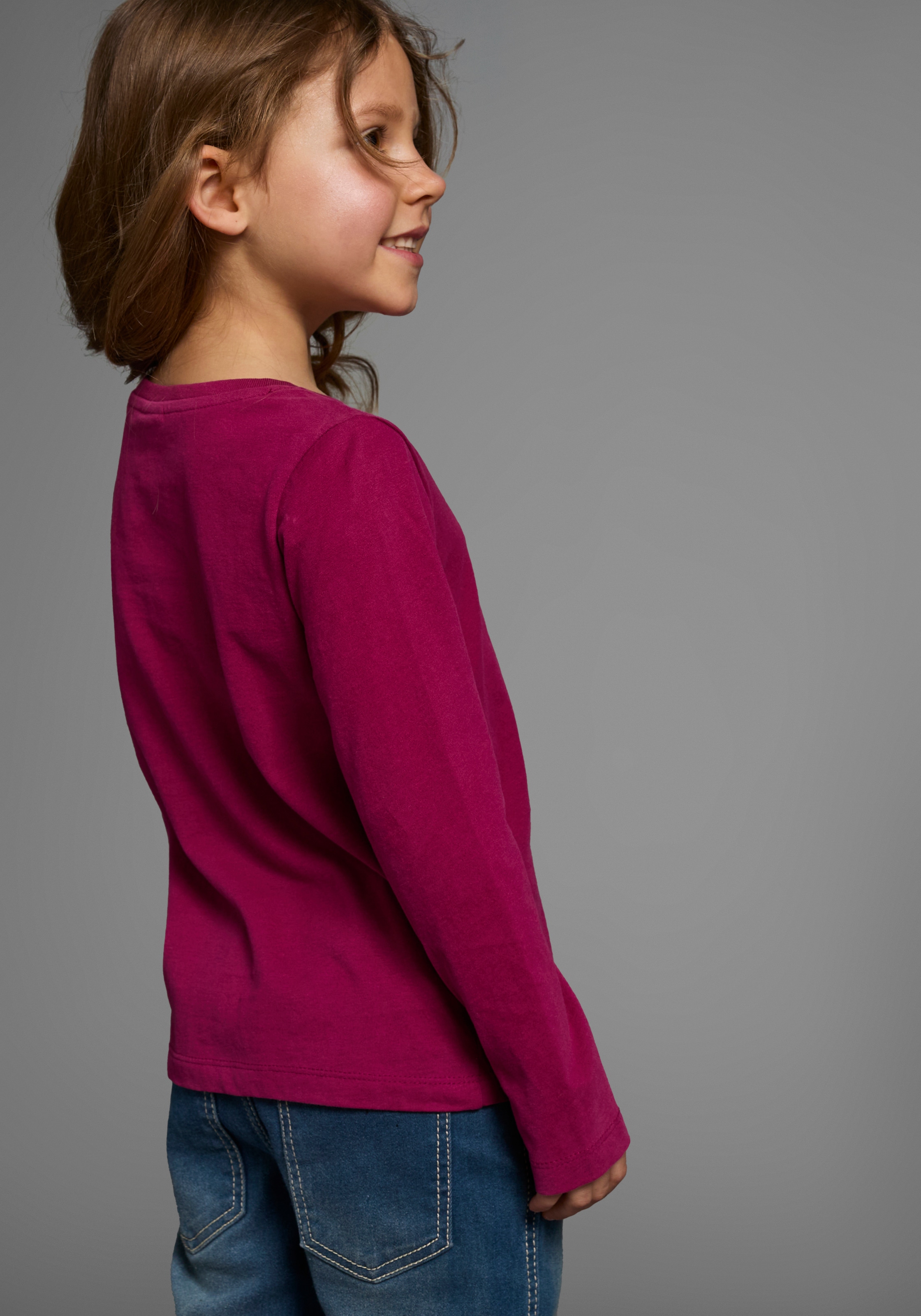 KIDSWORLD Langarmshirt »Mit Spruch: Happy Glitzer Tag«, Langarm, hüftlange Passform, Rundhalsausschnitt