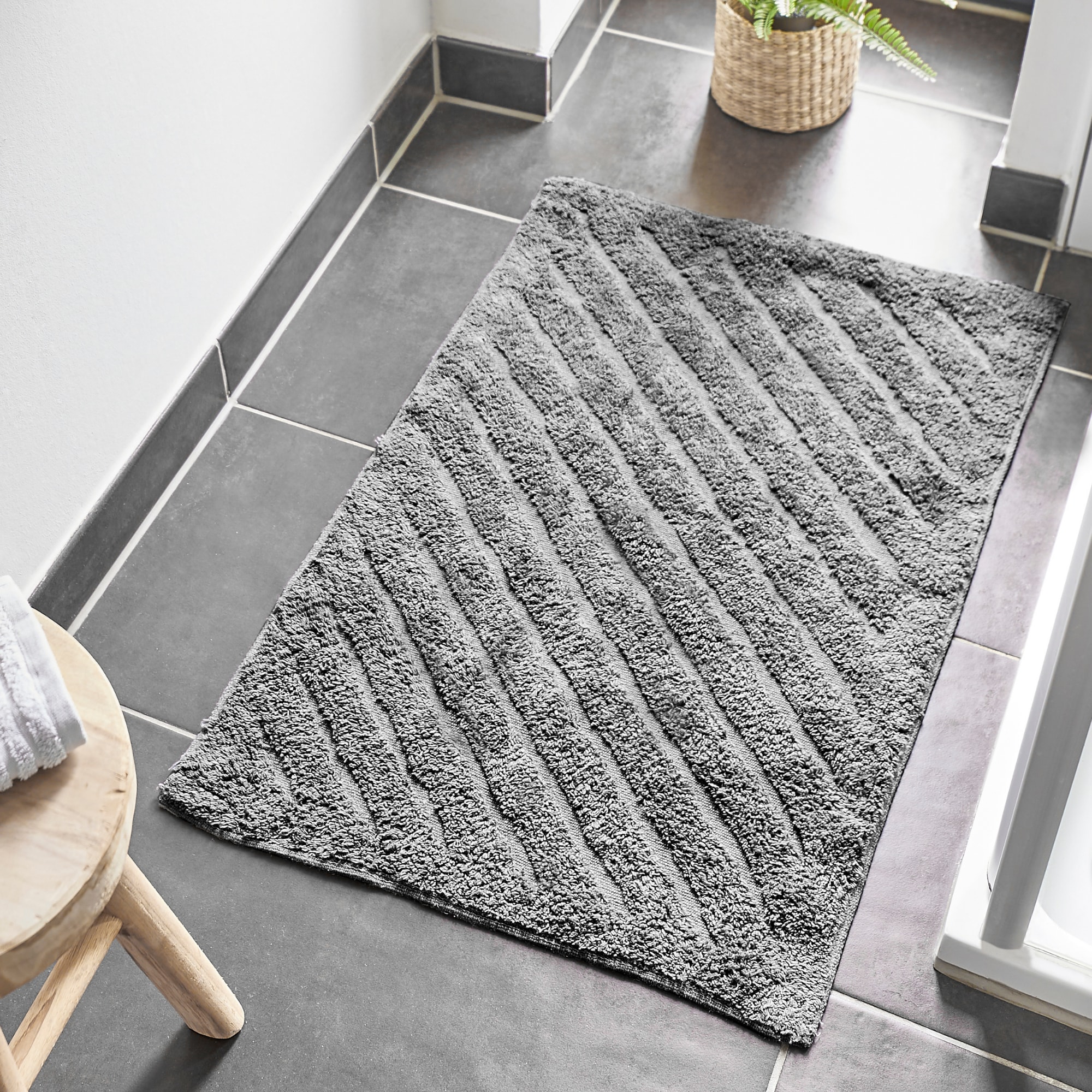 Andiamo Badematte »Havanna, 50x80 cm«, fußbodenheizungsgeeignet-schnell trocknend, Badteppich, Uni Farben, Hoch-Tief Effekt, verschiedene Designs