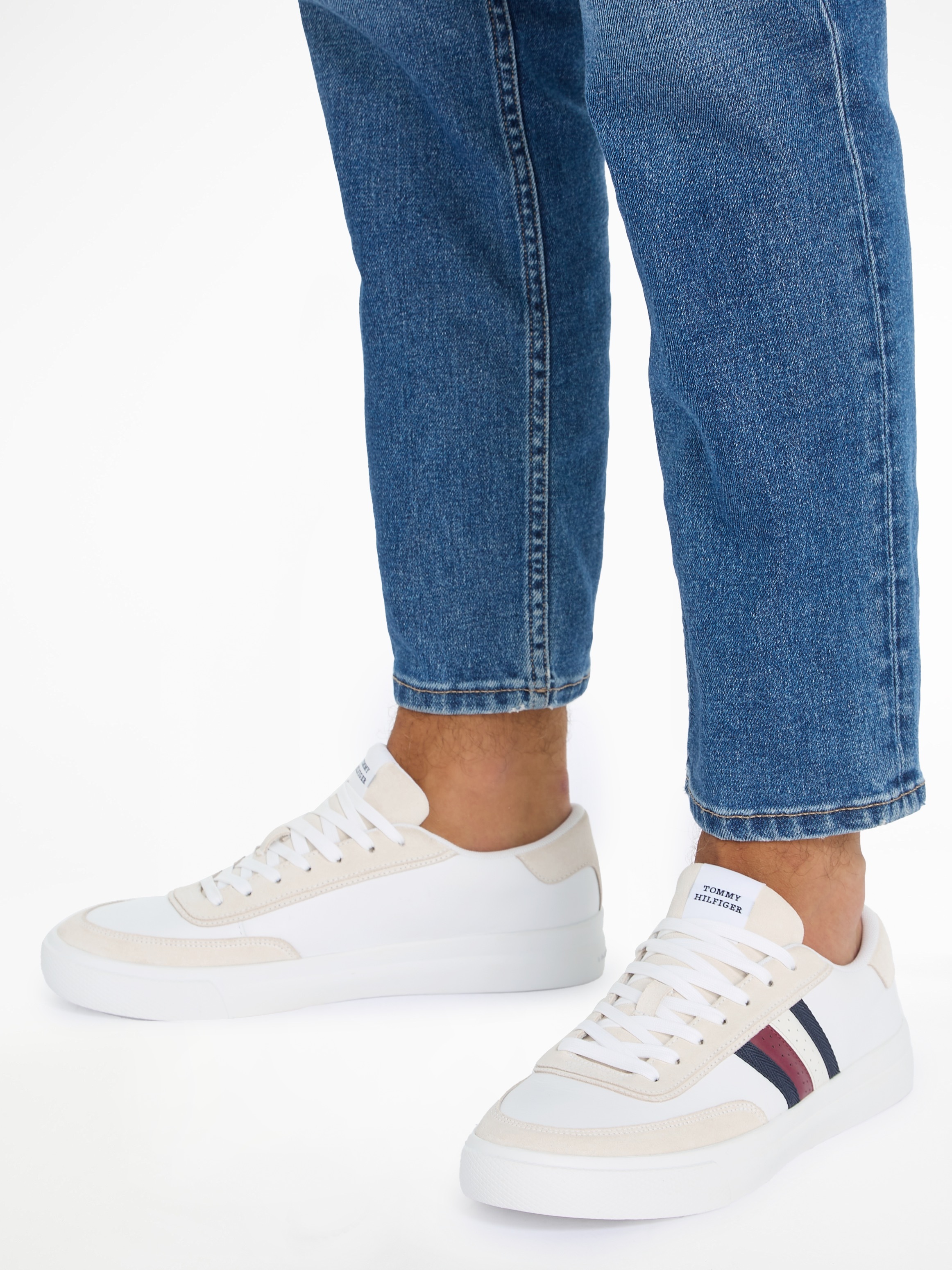 Tommy Hilfiger Sneaker "TH CUPSET RWB LTH", mit seitlichen Streifen, Freize günstig online kaufen