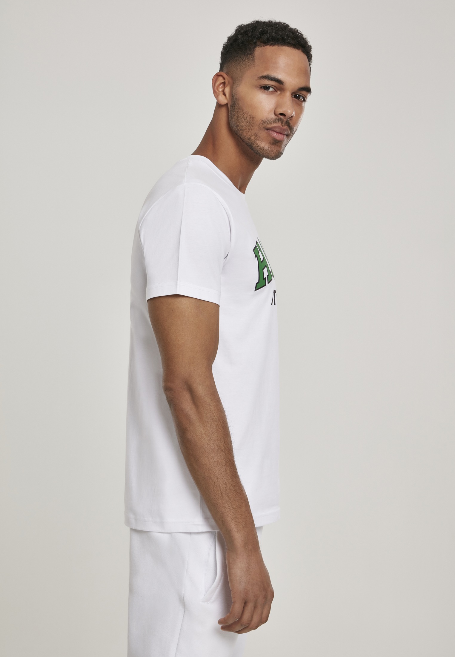 MisterTee T-Shirt »MisterTee Herren Habibi Athletics Tee«, (1 tlg.)