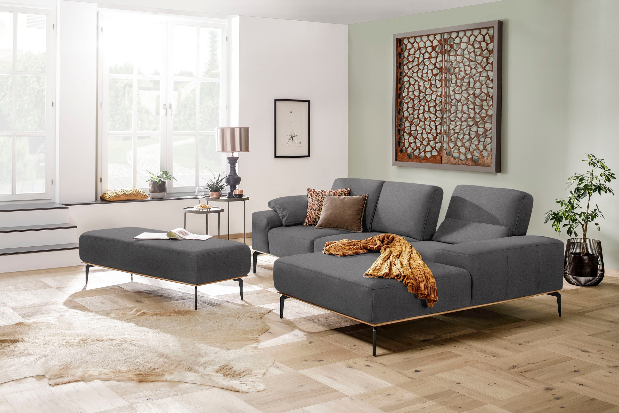 W.SCHILLIG Ecksofa »run, Designsofa mit tollem Sitzkomfort, bequem, L-Form«, mit Holzsockel, Füße in Schwarz pulverbeschichtet, Breite 279 cm