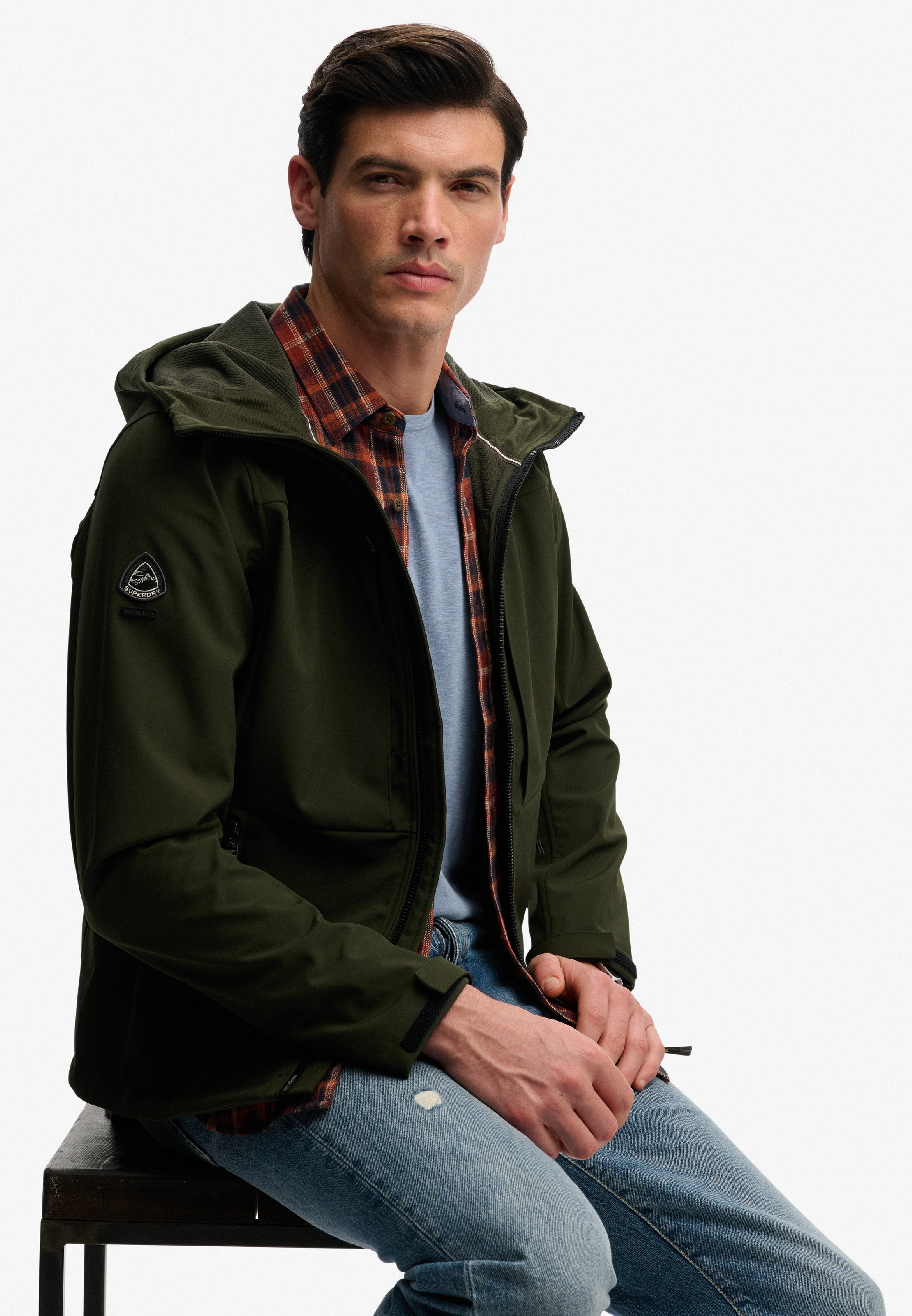 Thumbnail - Superdry Outdoorjacke "HOODED SOFTSHELL TREKKER JKT" mit Kapuze