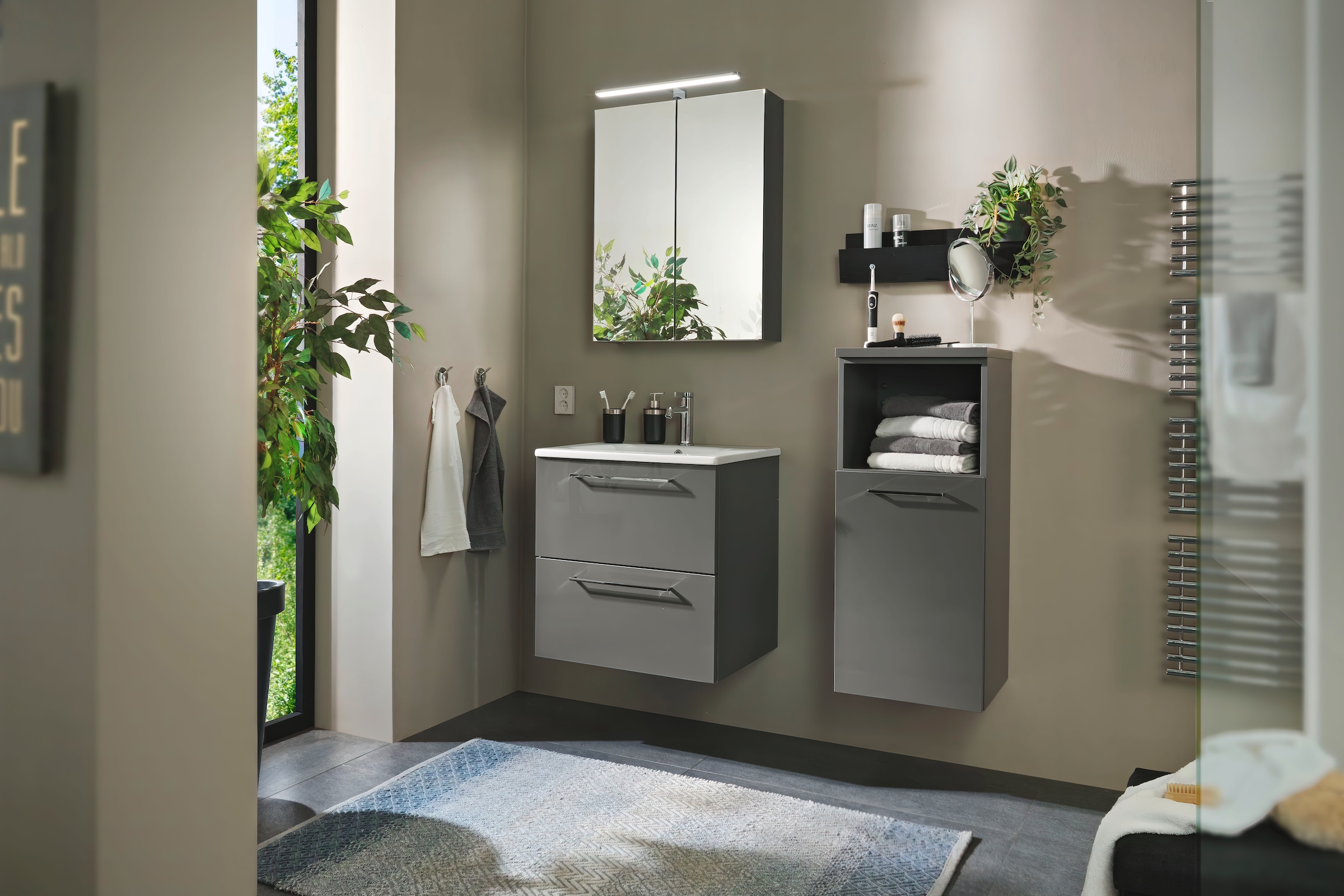 Nolte SPA Badmöbel-Set »Lux - Badmöbel-Set« Komplett-Set, Spiegelschrank, Keramikbecken, Waschtisch 2 Auszüge, LED, erw., li/re, 3 Stk. tlg.