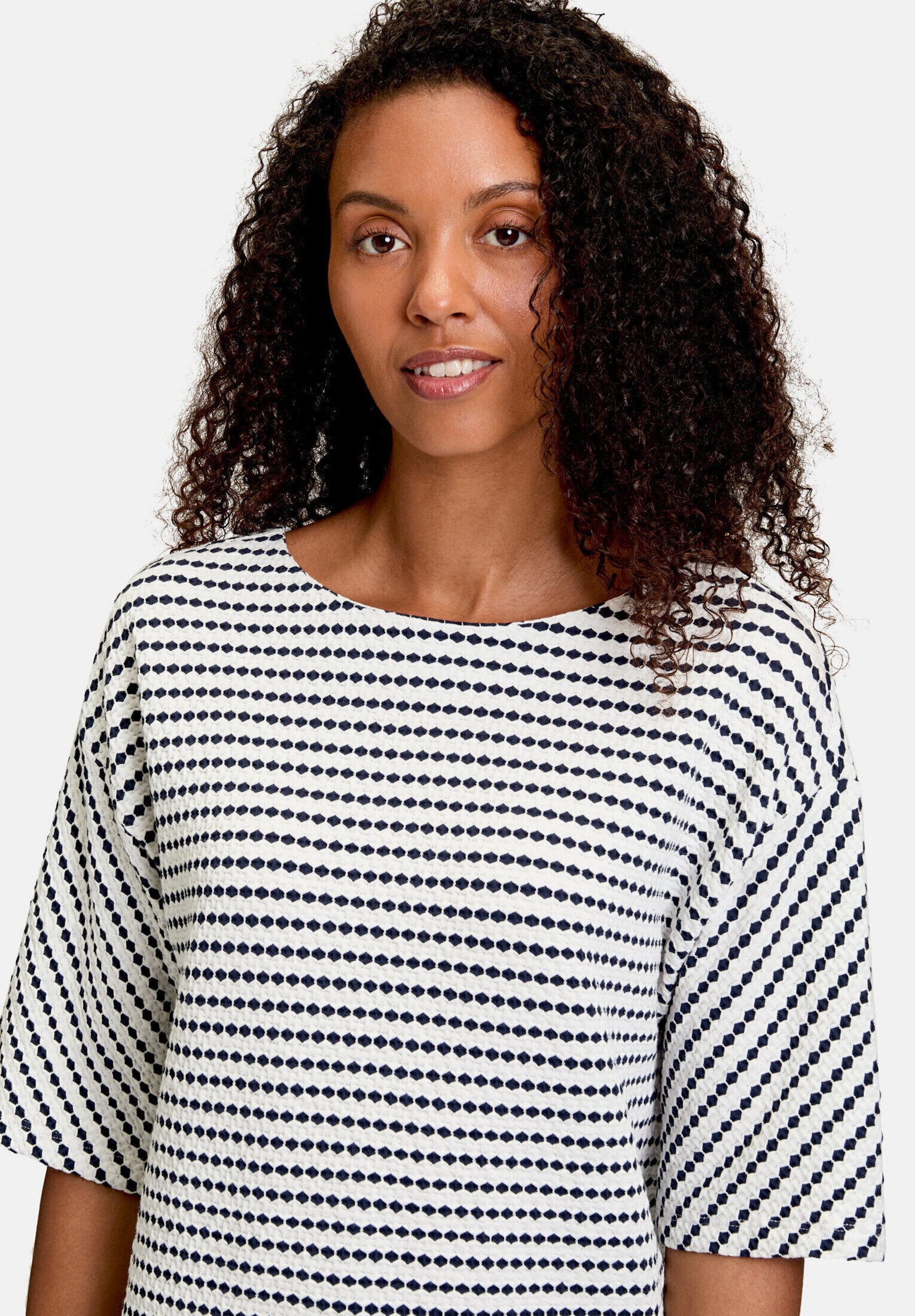 Betty&Co Kurzarmshirt »Damen mit Rundhalsausschnitt« 1 Stk. Struktur
