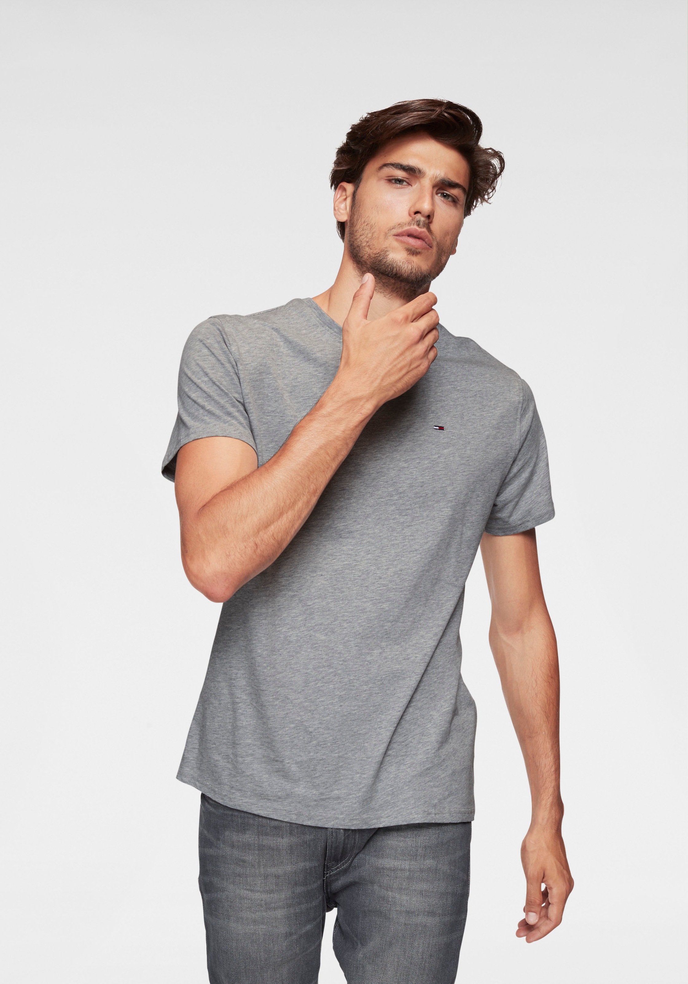 Tommy Jeans T-Shirt "TJM ESSENTIAL SOLID TEE", Regular Fit mit Rundhalsauss günstig online kaufen