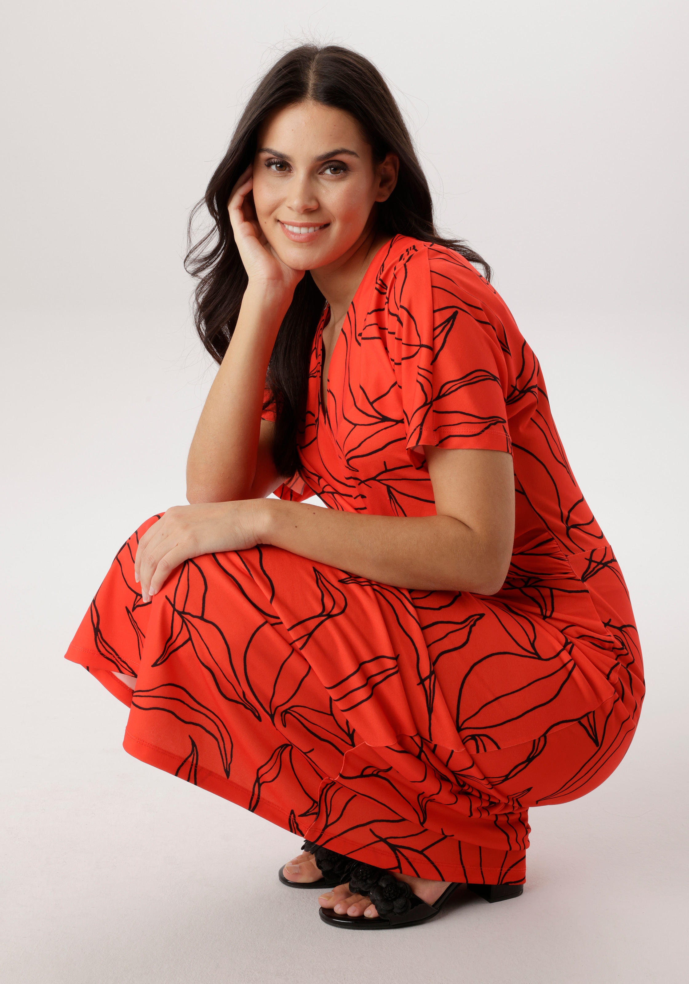 Aniston SELECTED Midikleid mit angedeuteter Wickelopik - NEUE KOLLEKTION