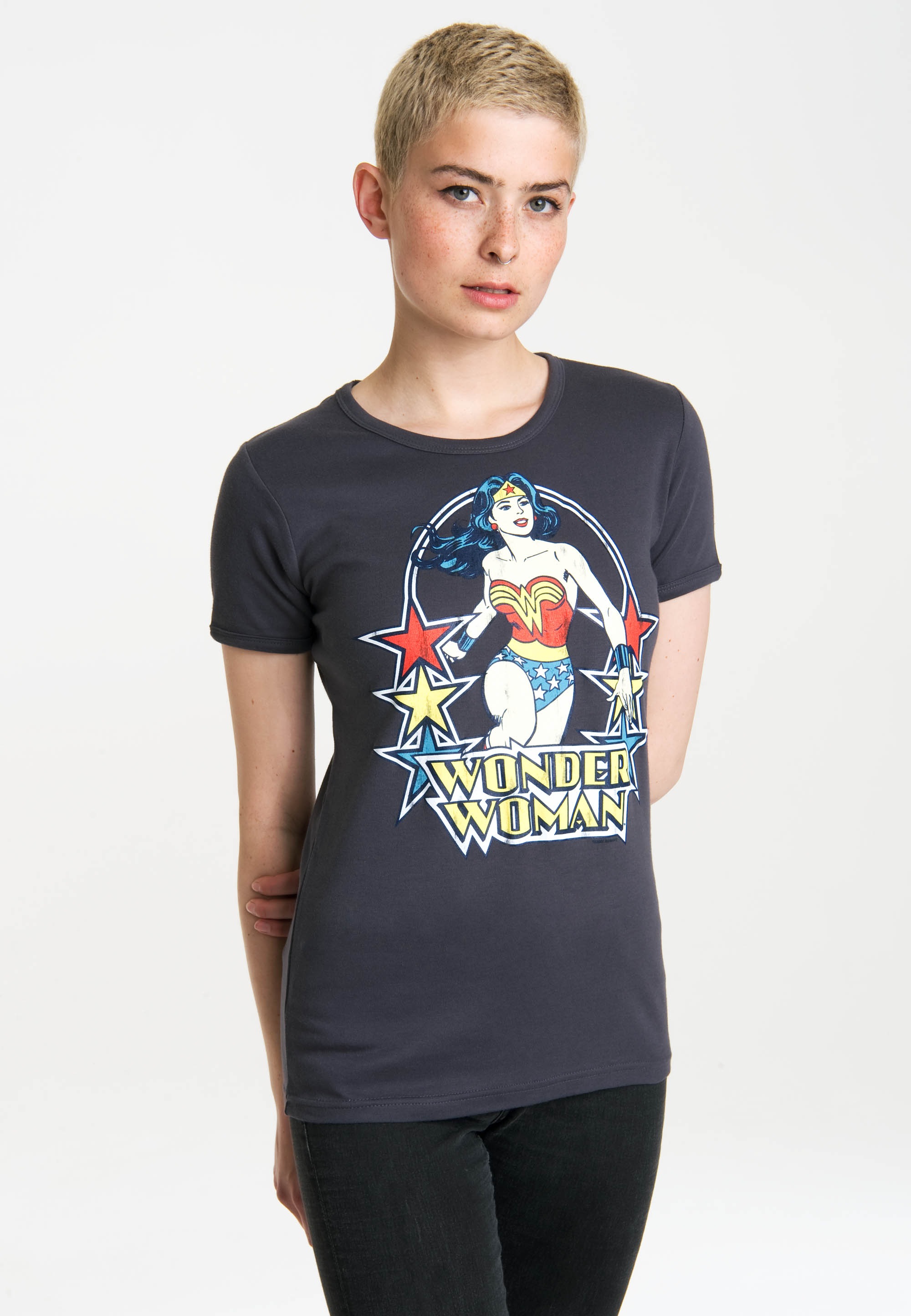 LOGOSHIRT T-Shirt »Wonder Woman – Stars«, mit lizenziertem Originaldesign